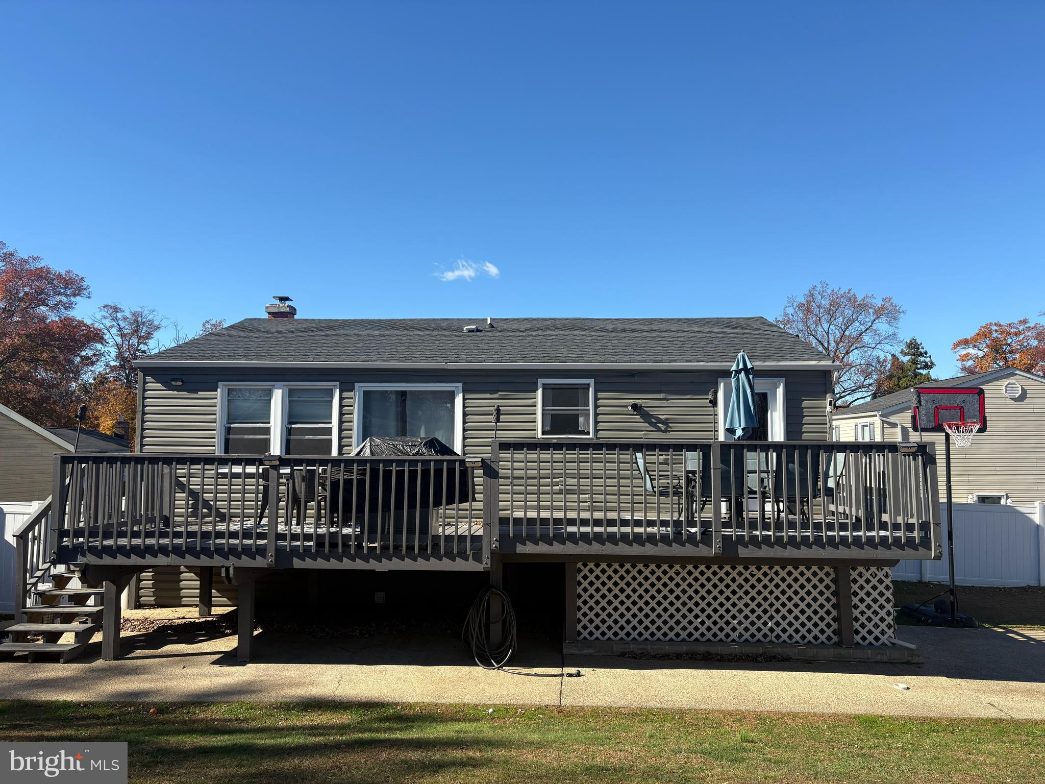 HALLFIELD MANOR - Residential