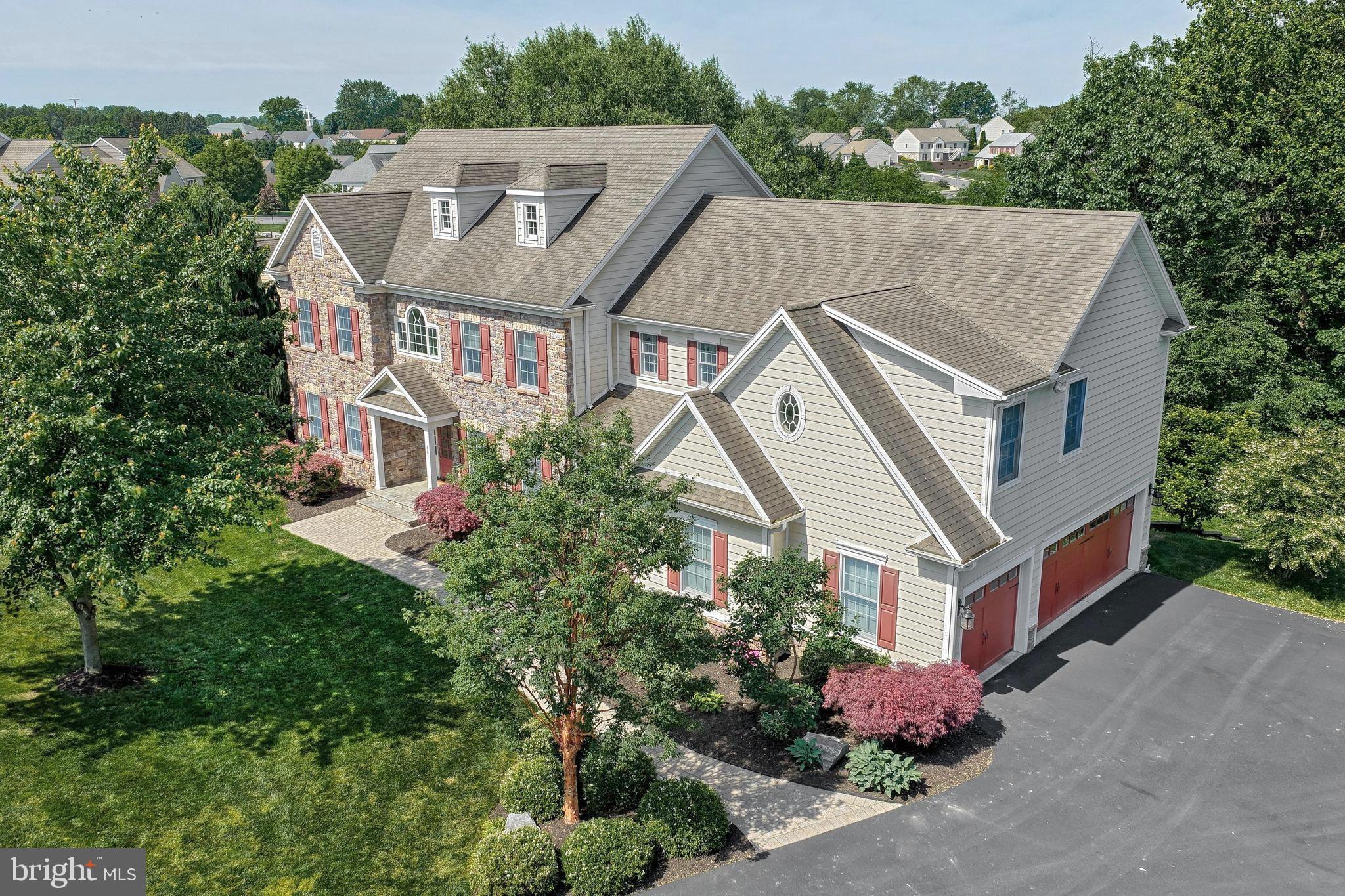 BRAEBURN ESTATES - Residential