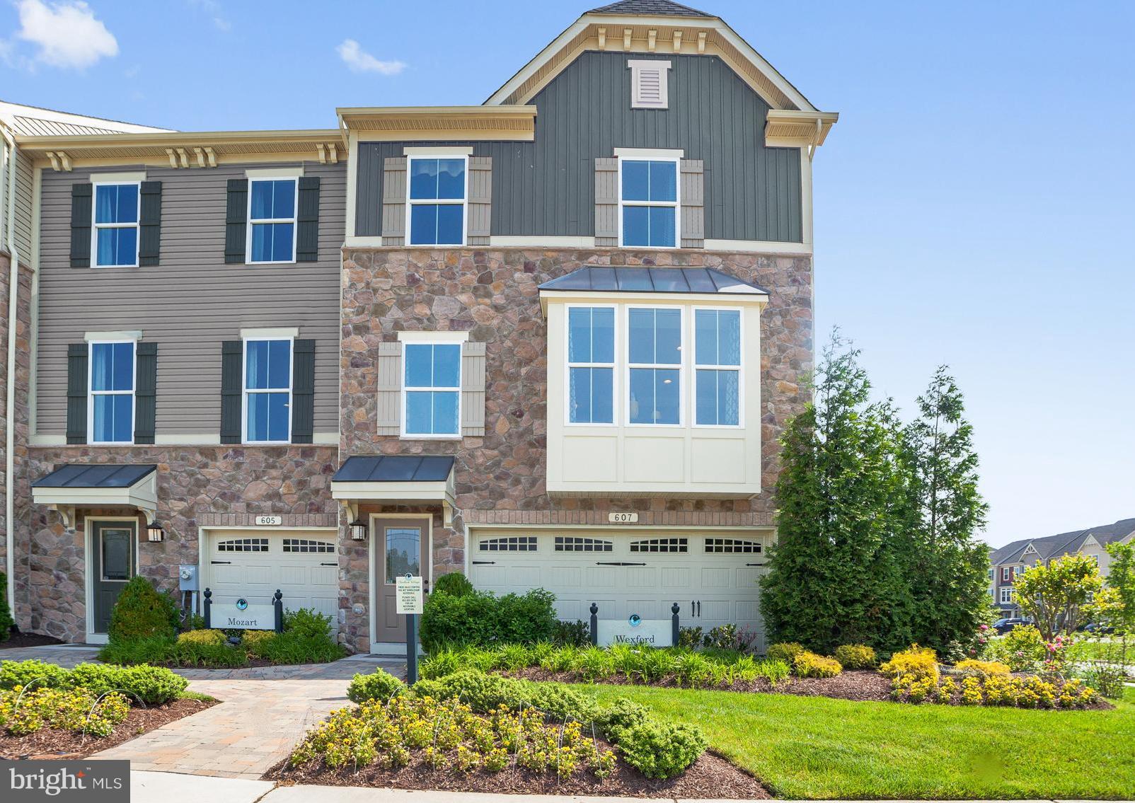 The to be built Wexford floorplan at Shaws Discovery is the home you been dreaming of in the perfect community with a community pier and surrounded by beautiful forest conservation, it is a tranquil setting. Plus, there are countless marinas within minutes drive of the community, a boater's paradise. They also offer paddle board rentals, and vibrant nightlife with gorgeous views of the bay. Shaws Discovery is situated in Eastern Baltimore County just miles from I-695 and I-95. With an easy drive to downtown Baltimore in just 20 minutes or to White Marsh in 15 minutes, Shaws Discovery is perfect for commuters and convenient for all your shopping needs. Just a short drive away, Canton Crossing offers shopping for all your everyday needs at Target and Harris Teeter plus countless dining options like Iron Rooster, Red Robin and Mission BBQ. The photo images are representative.
