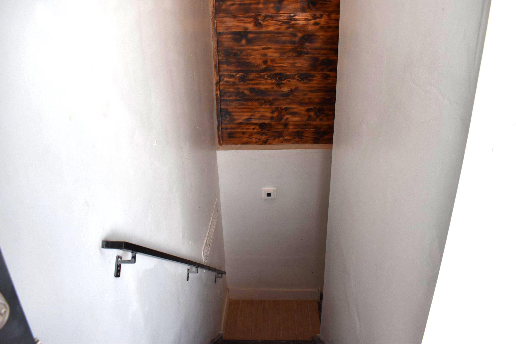 PHILADELPHIA (WEST) - Commercial Sale