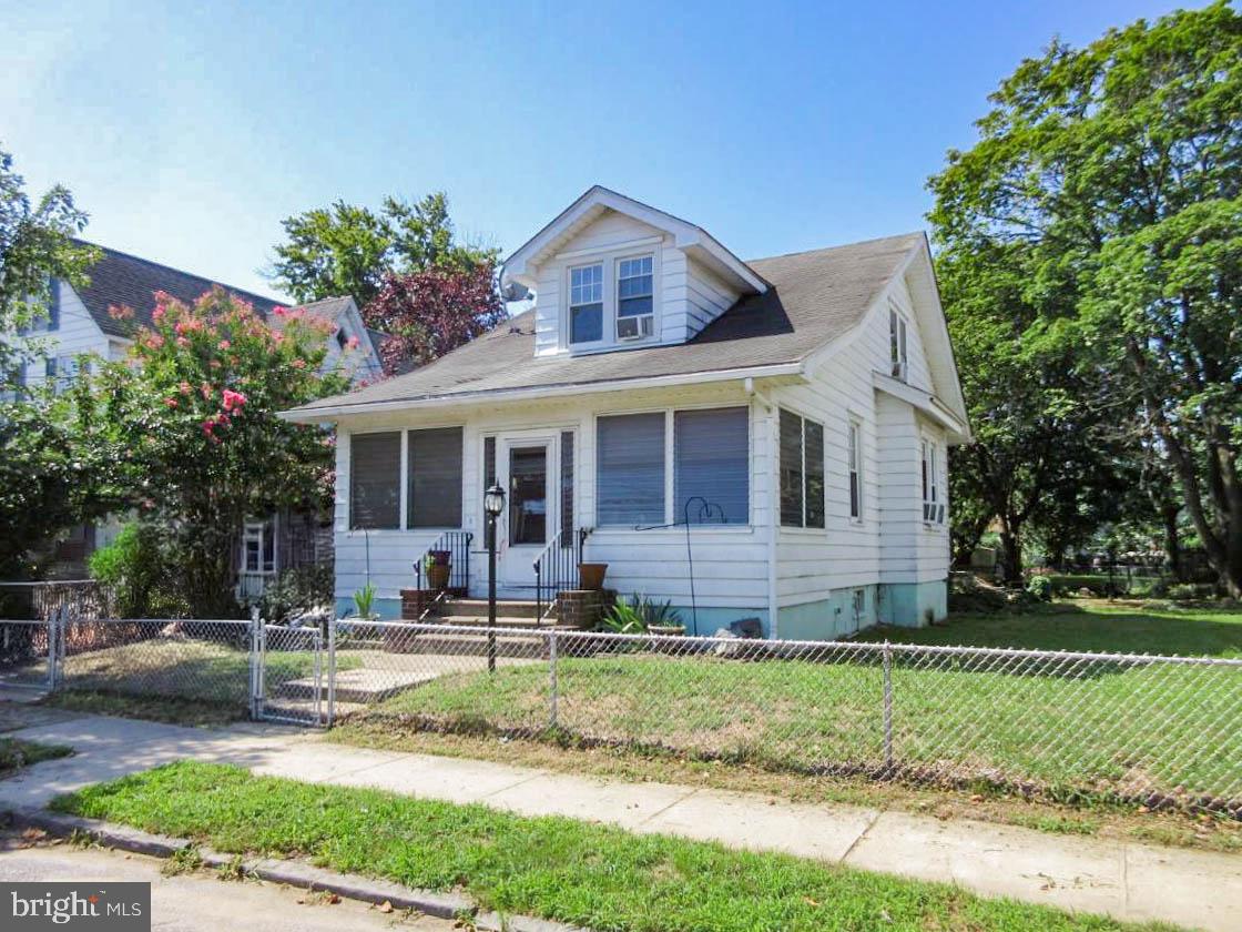 814 SOMERSET STREET