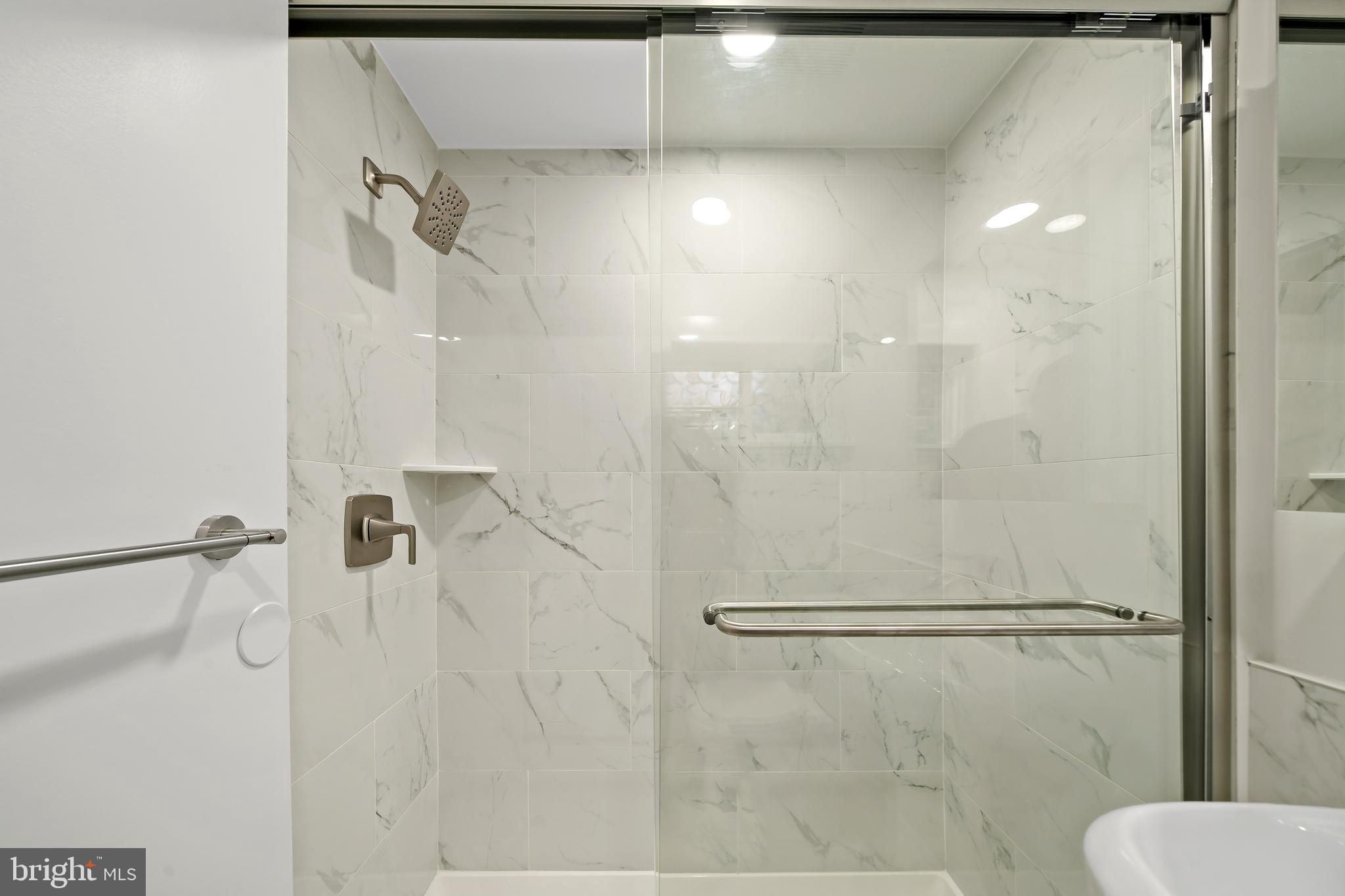 WEST PASSYUNK - Residential Lease