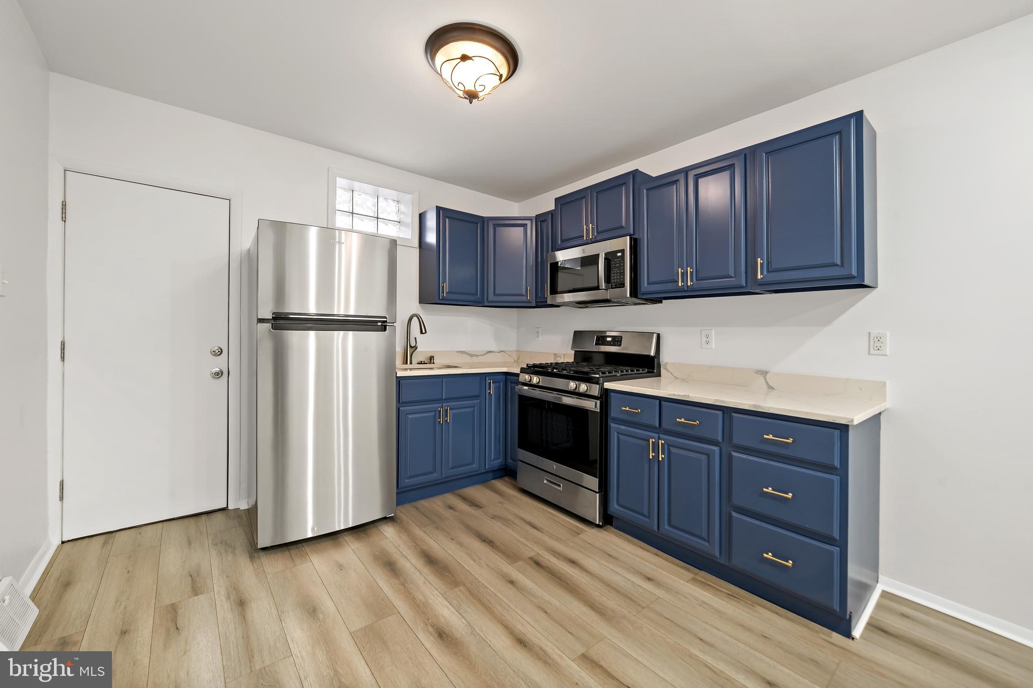 WEST PASSYUNK - Residential Lease