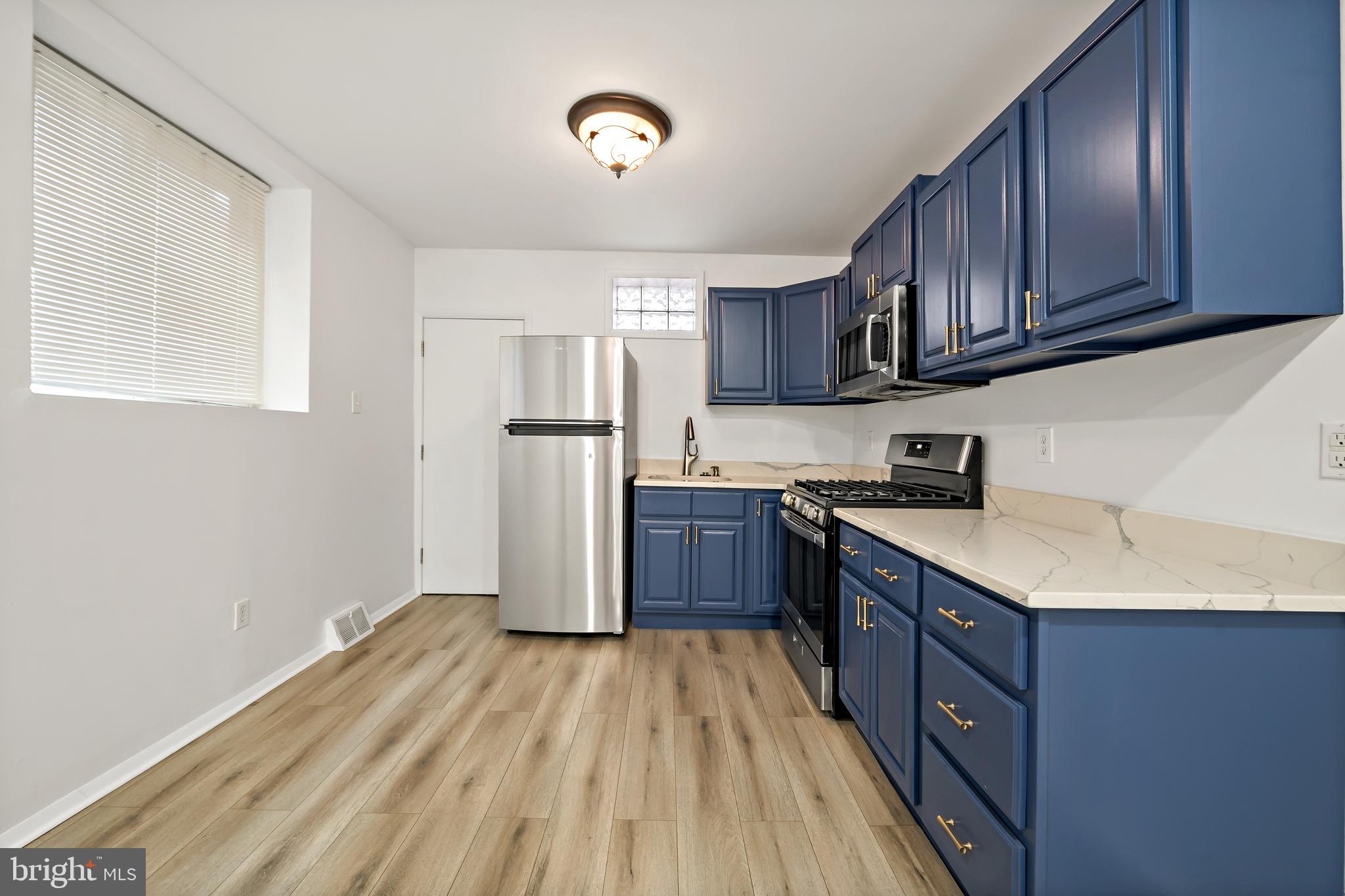 WEST PASSYUNK - Residential Lease