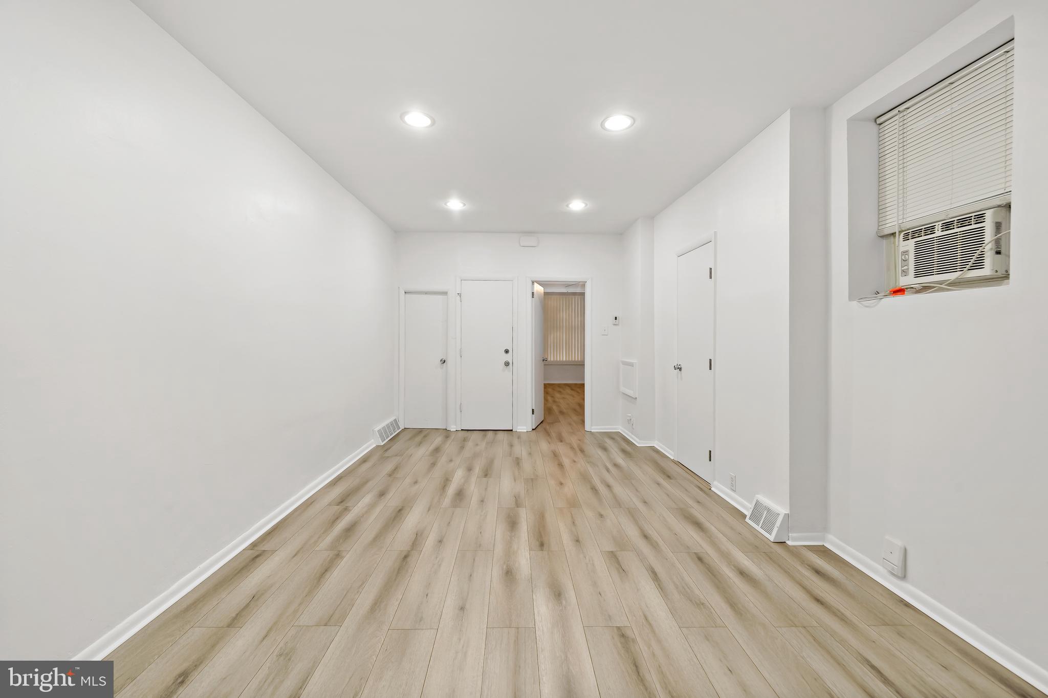 WEST PASSYUNK - Residential Lease