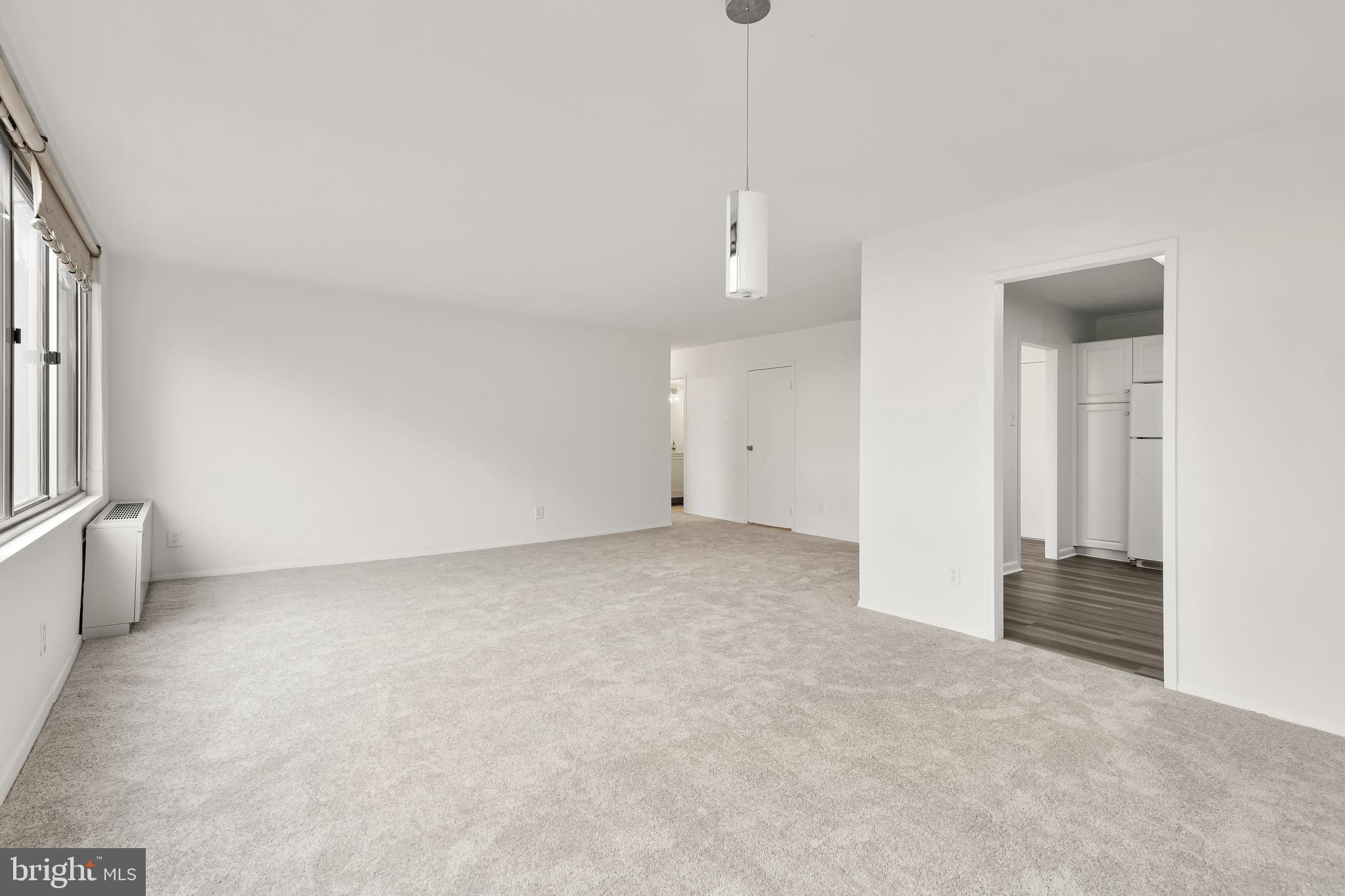 ROCKVILLE - Residential