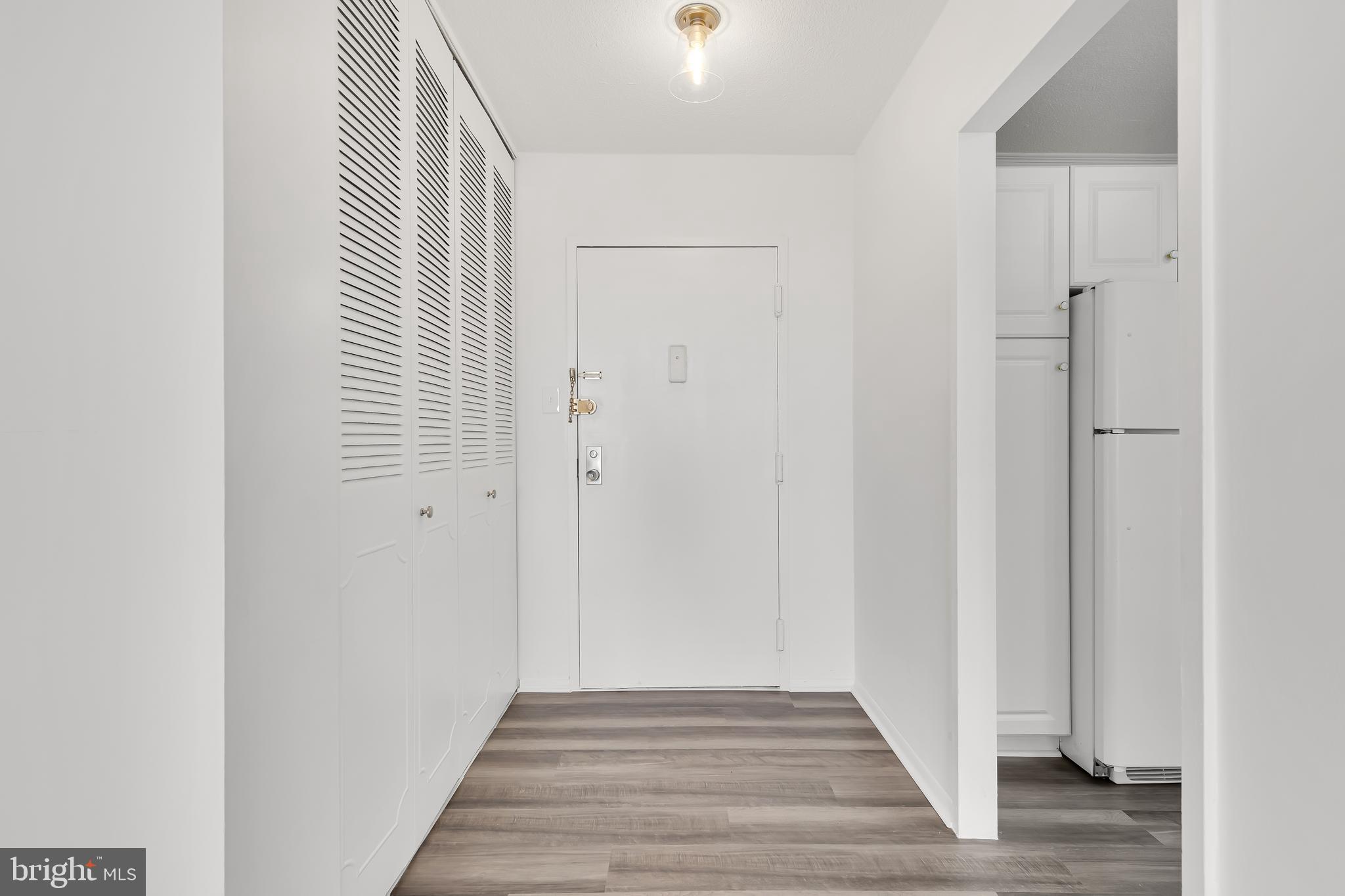 ROCKVILLE - Residential