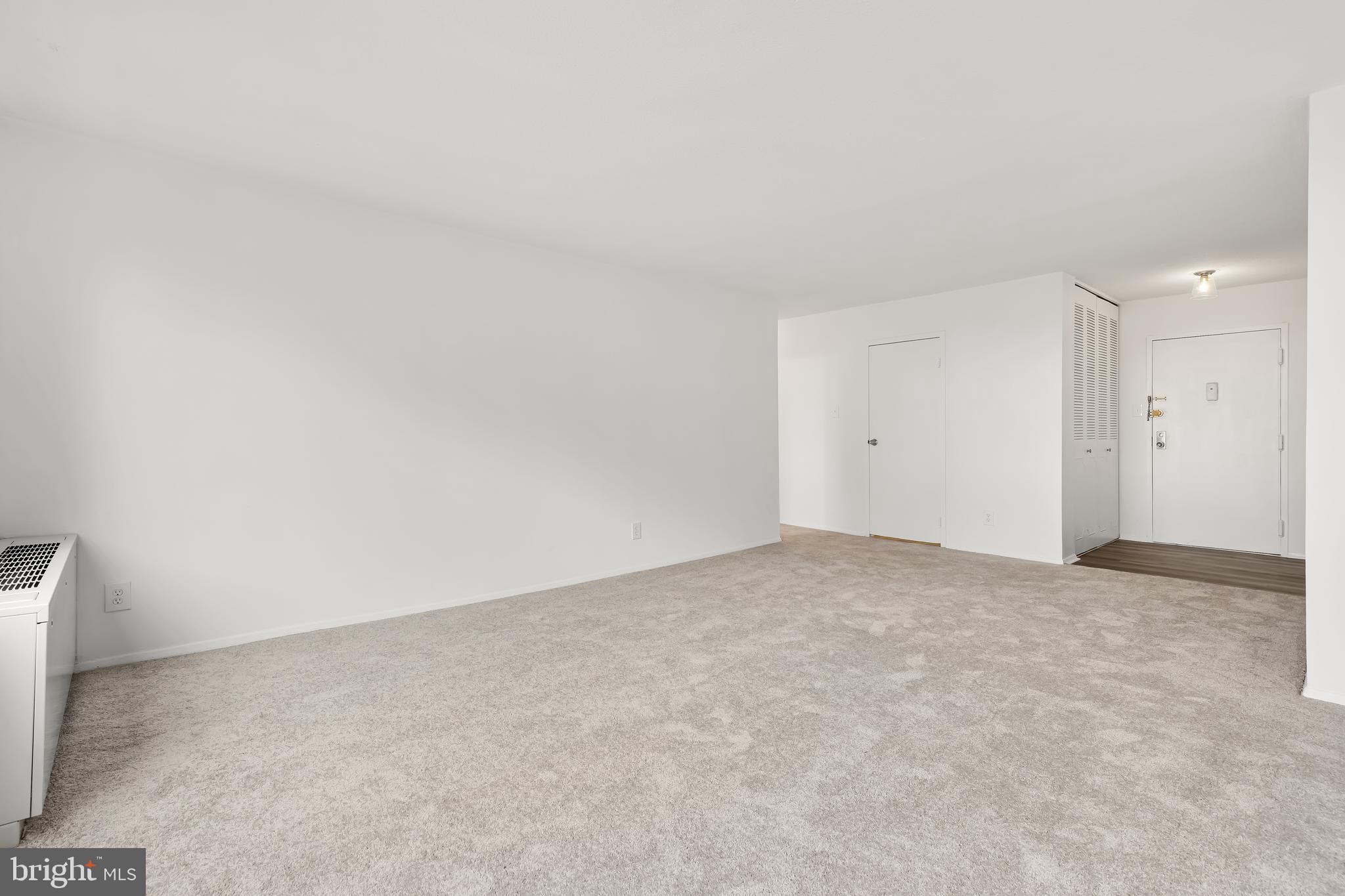 ROCKVILLE - Residential