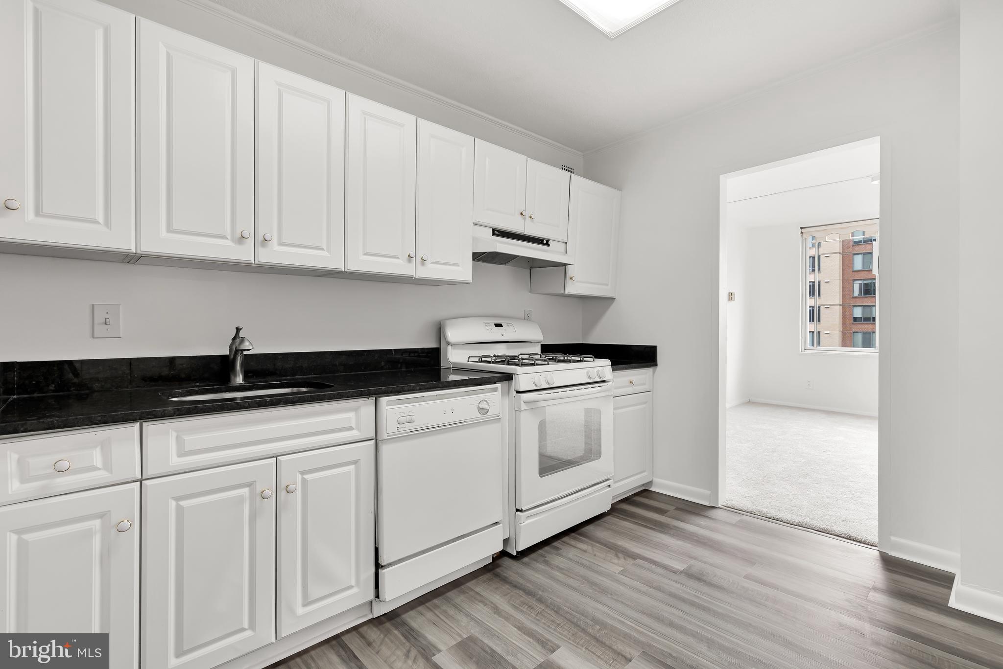 ROCKVILLE - Residential