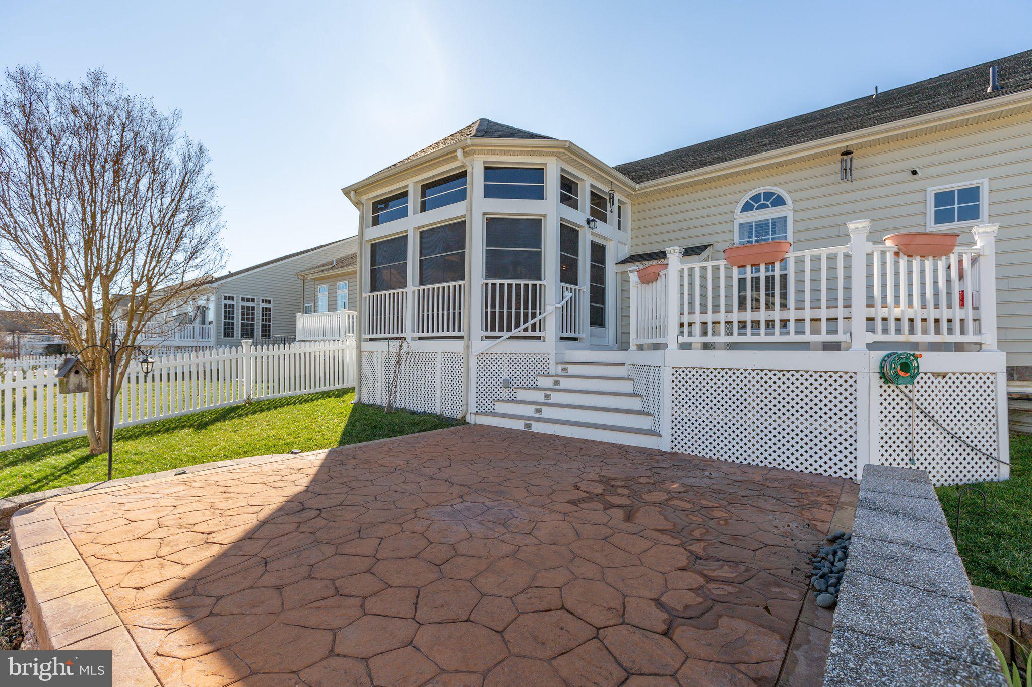 VIRGINIA HERITAGE AT LEE'S PARK - Residential