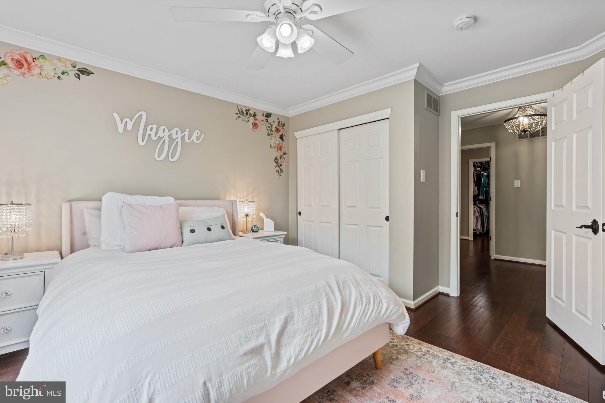 RIVERWOODS - Residential