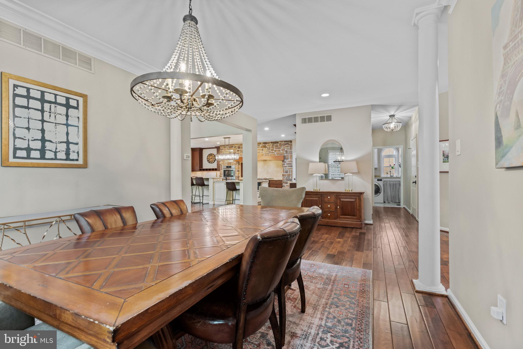 RIVERWOODS - Residential