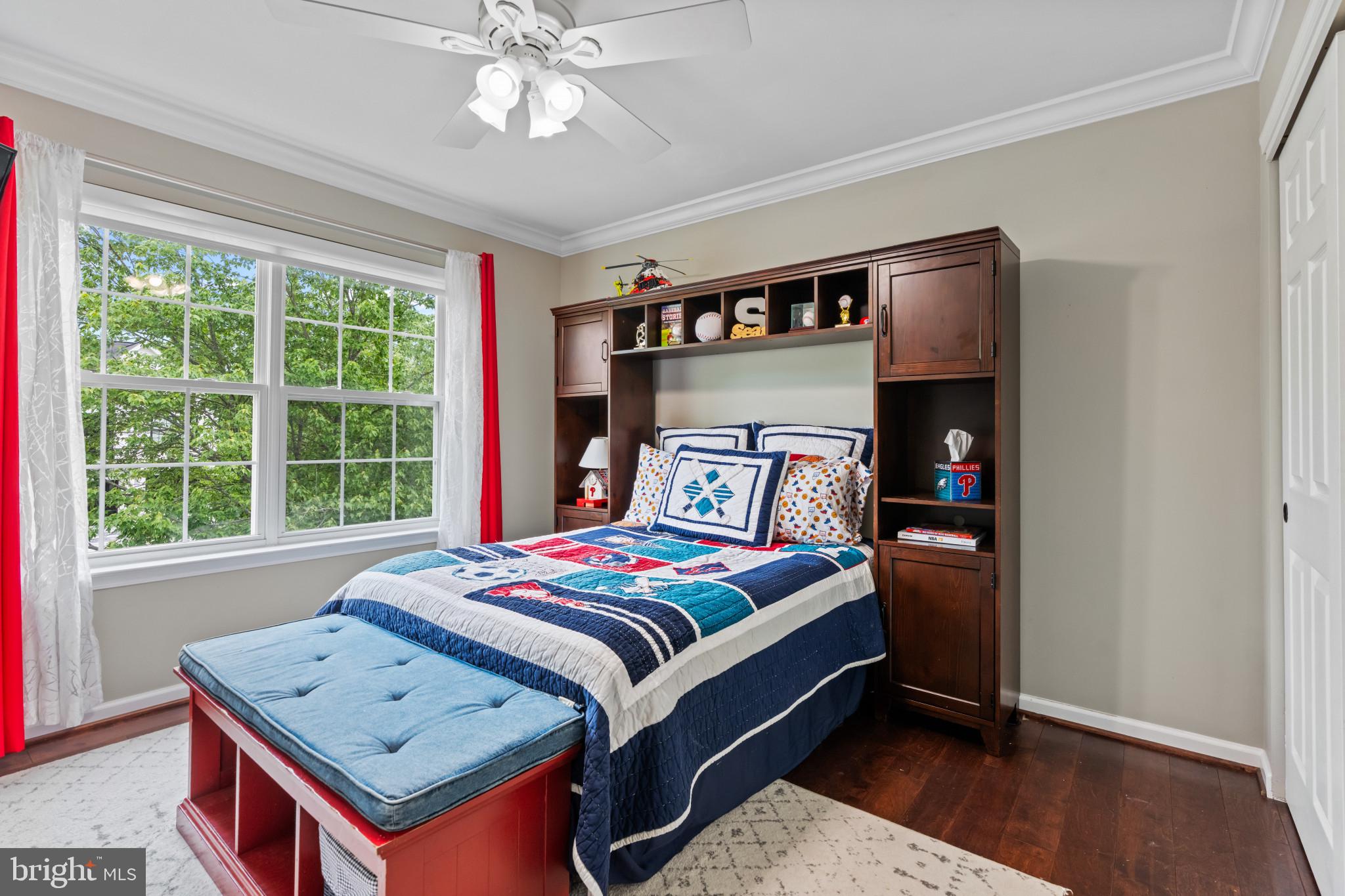 RIVERWOODS - Residential
