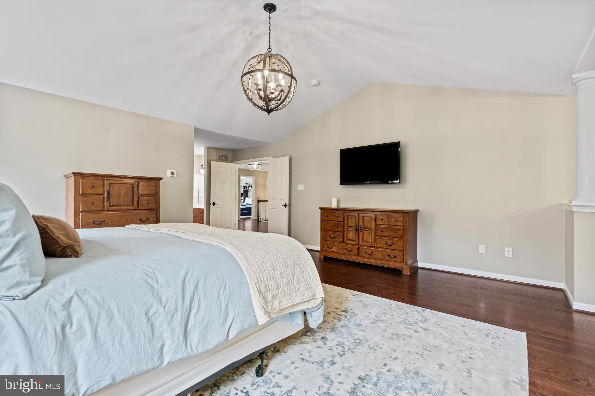 RIVERWOODS - Residential