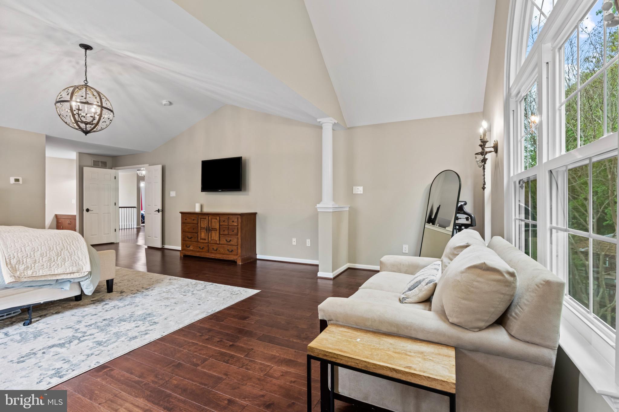 RIVERWOODS - Residential