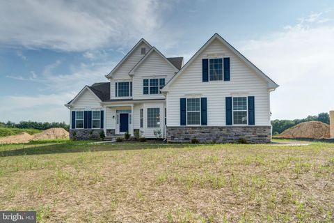 Homes For Sale - 1153 Charleston Circle #LEGEND<br/> DOVER, DE 19904