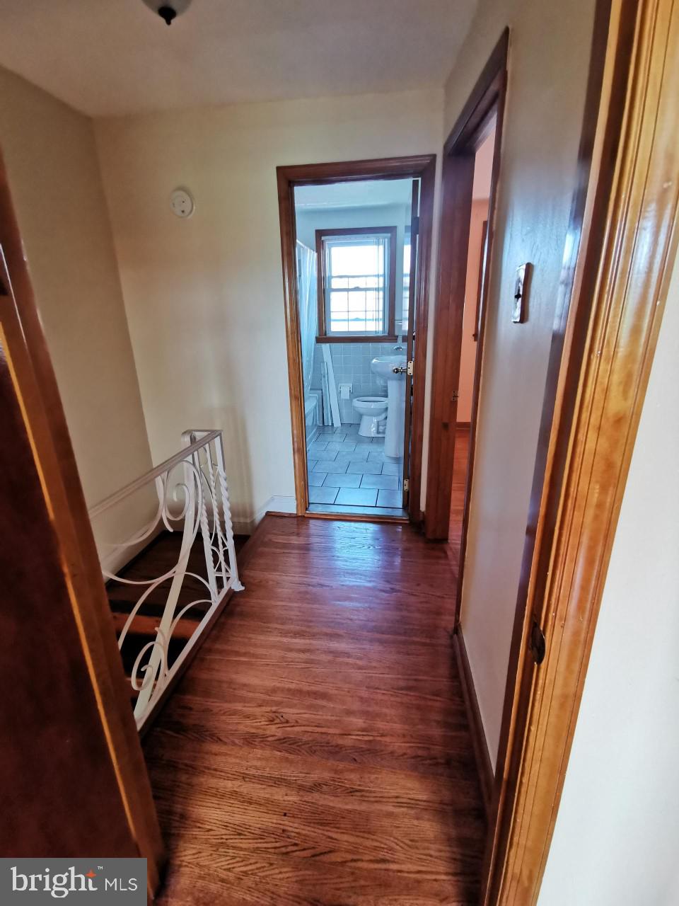 OXFORD CIRCLE - Residential