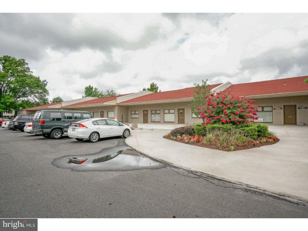 1 BRITTON PLACE 14 & 15