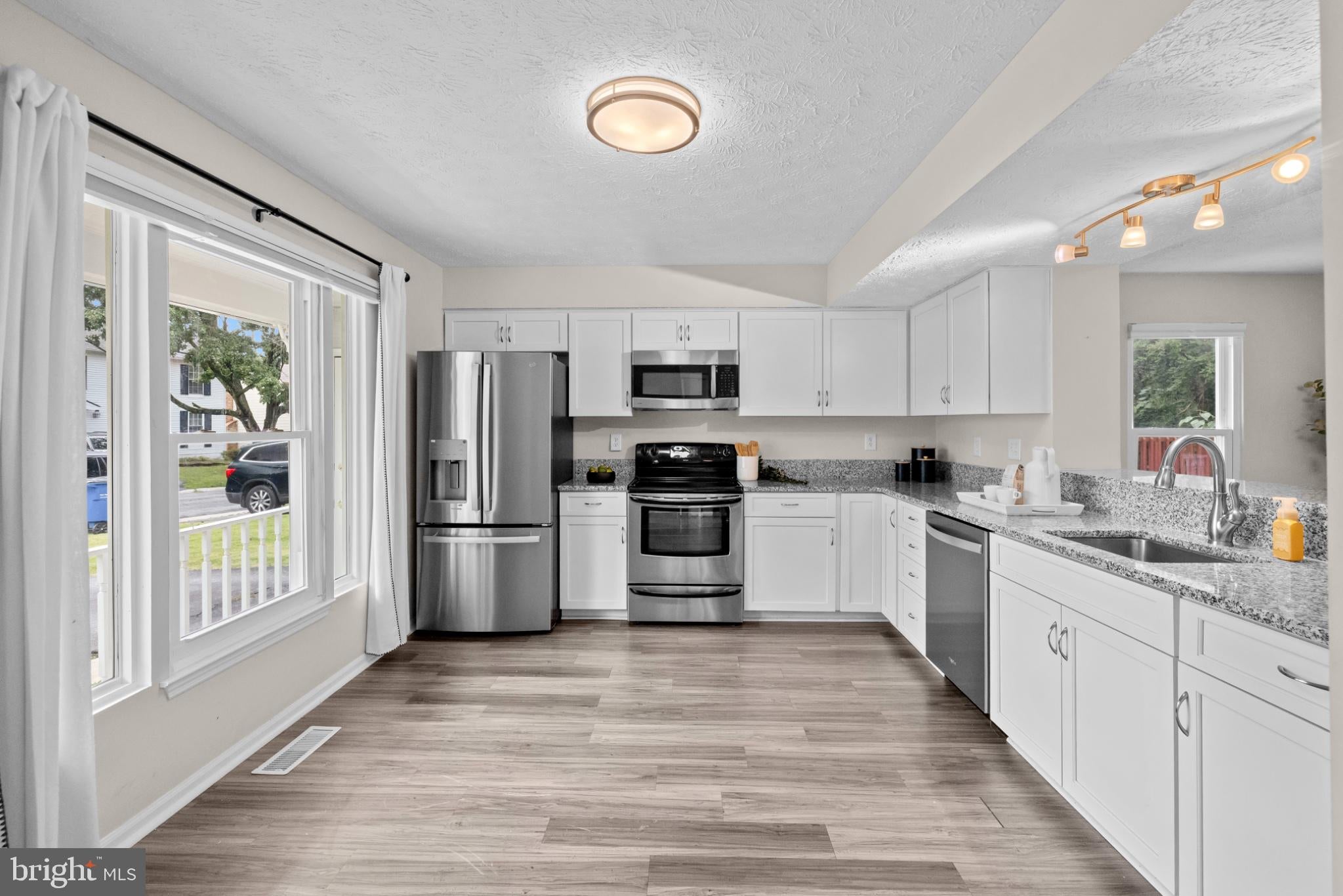 14852 SILVER ASH COURT