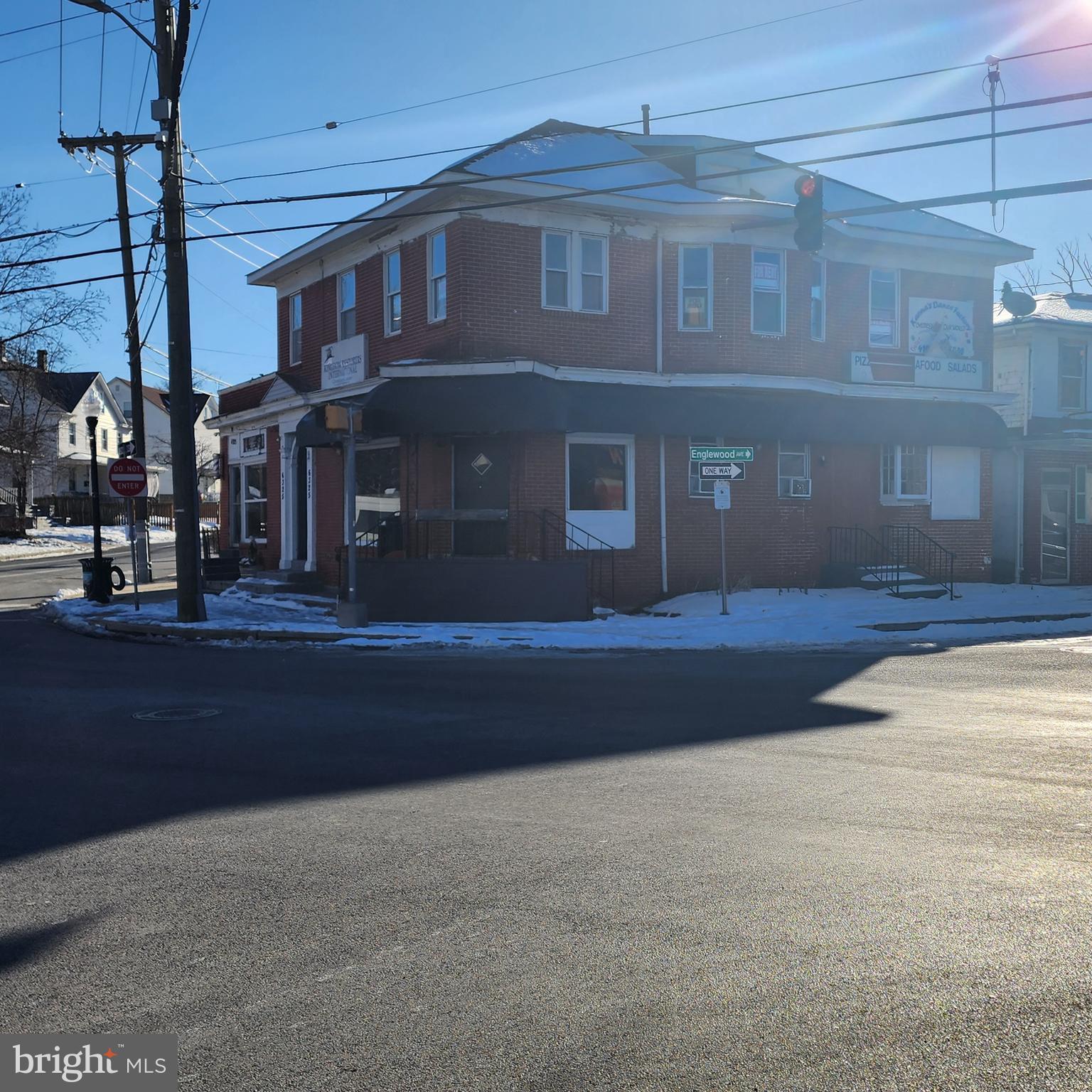 6325 WINDSOR MILL RD