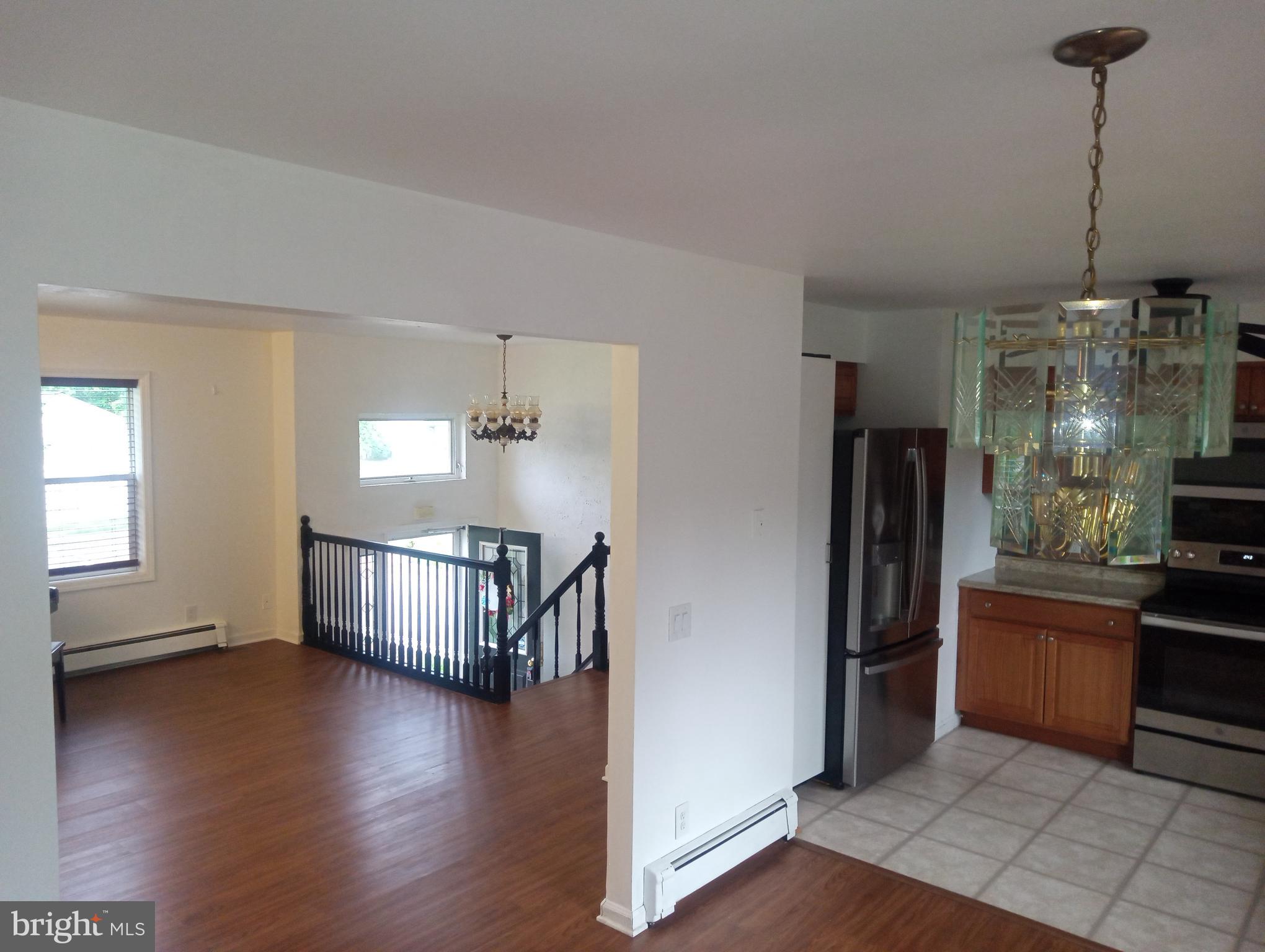 923 OAK DRIVE