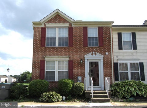 Townhouse For Rent - 1 E Christina Place<br/> New Castle County, NEWARK, DE 19702