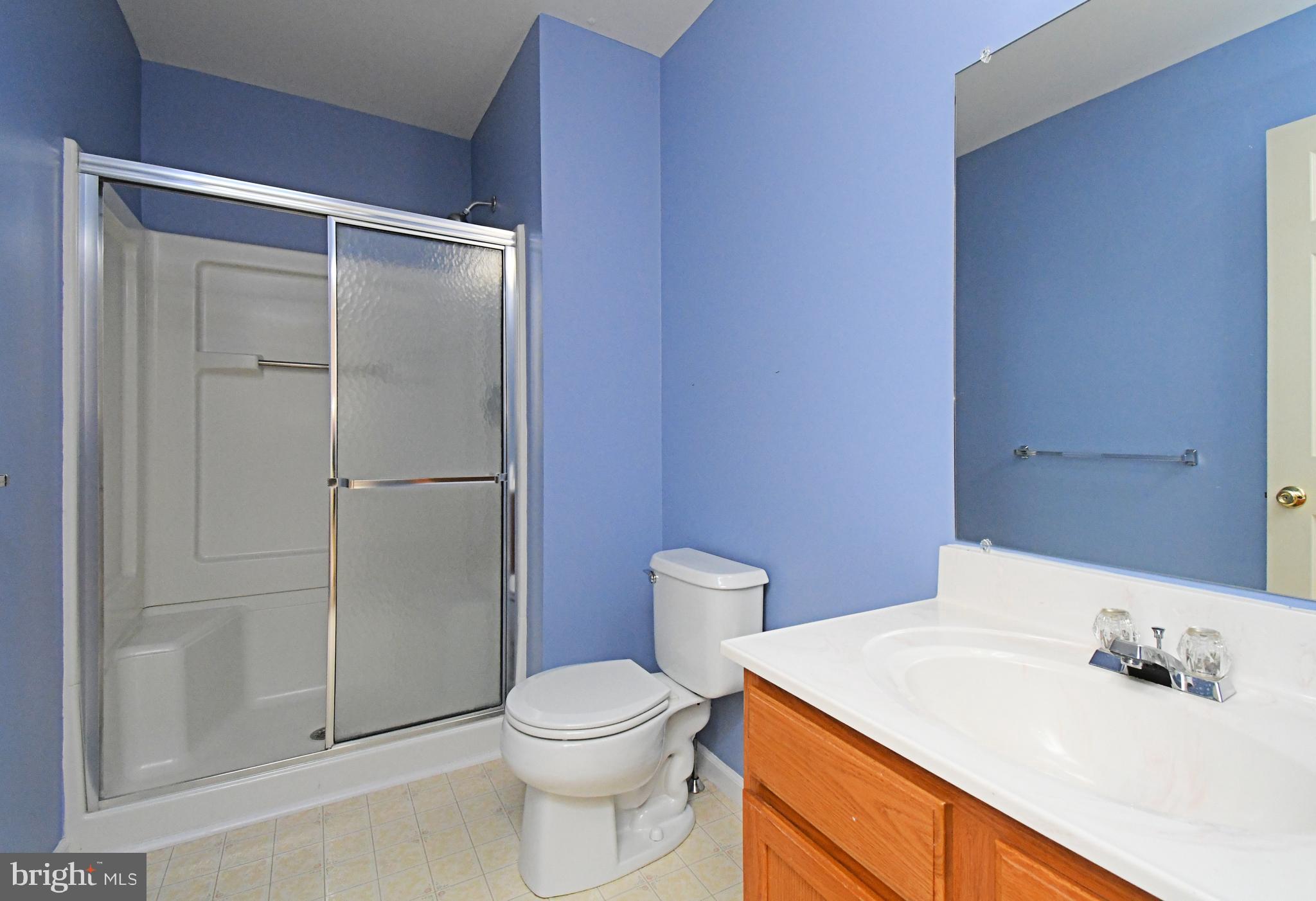 WILLIAMSBURG COMS - Residential