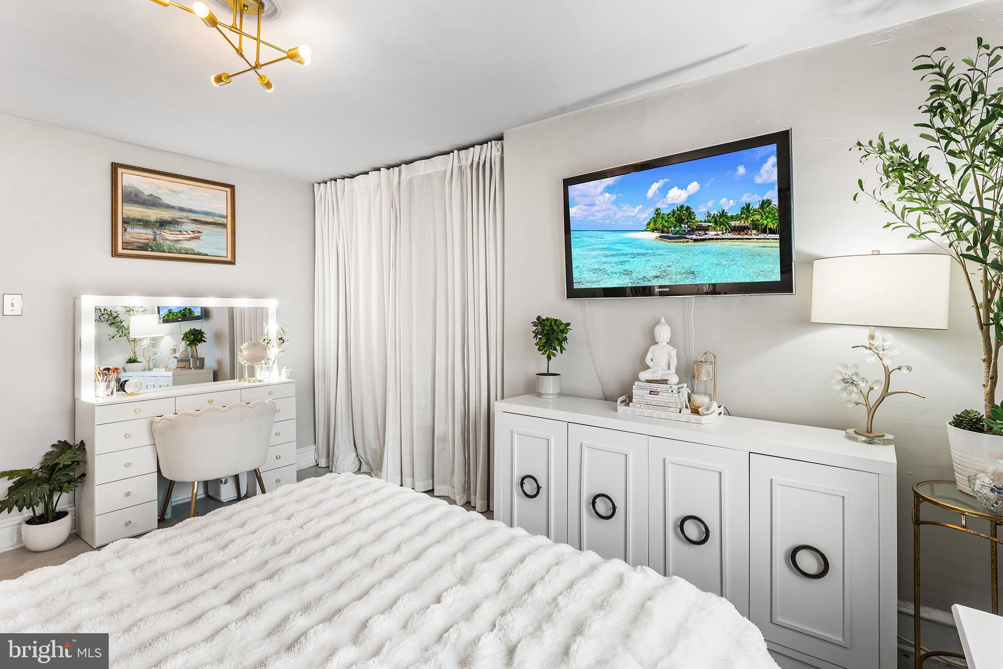 DREXEL MANOR - Residential