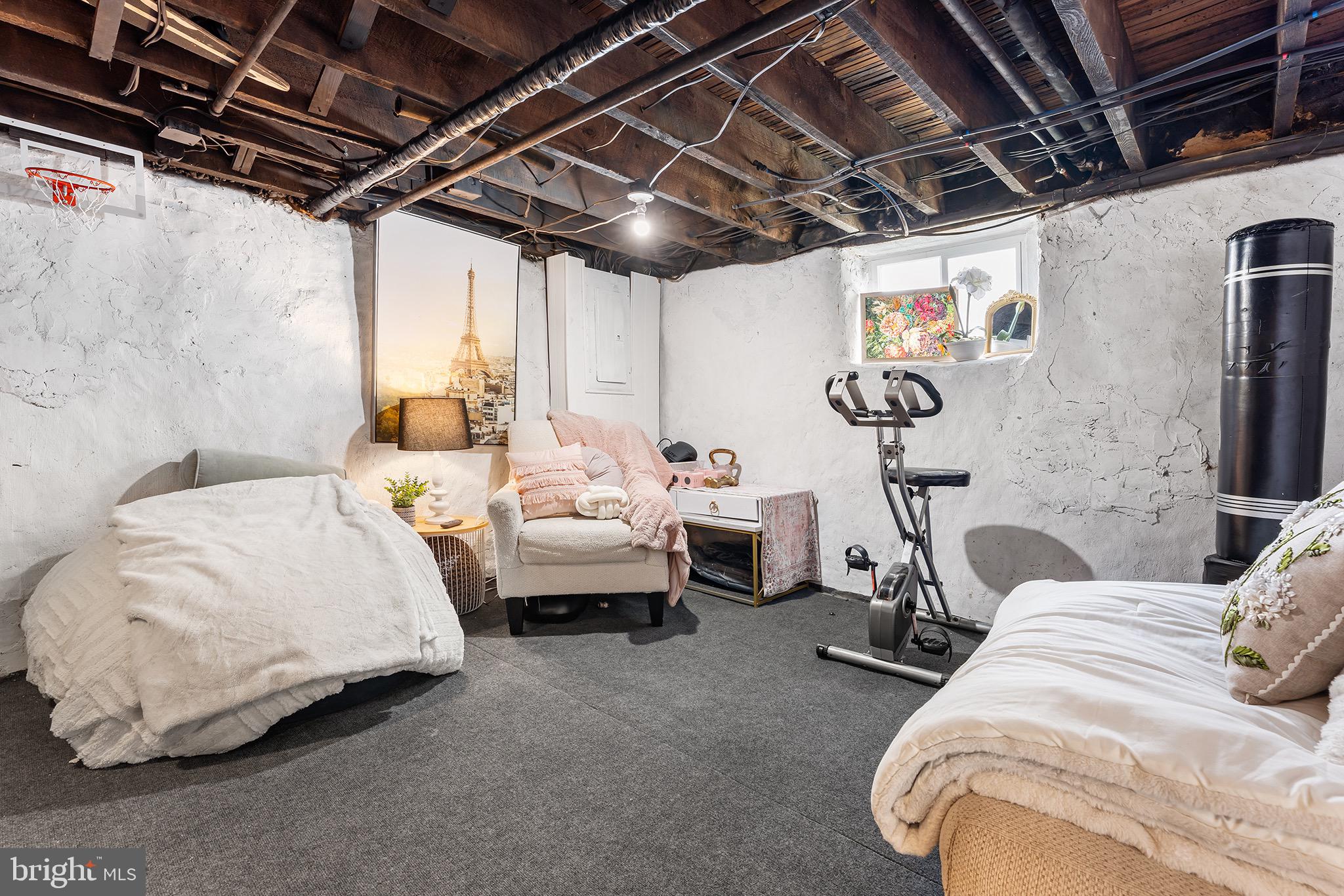 DREXEL MANOR - Residential