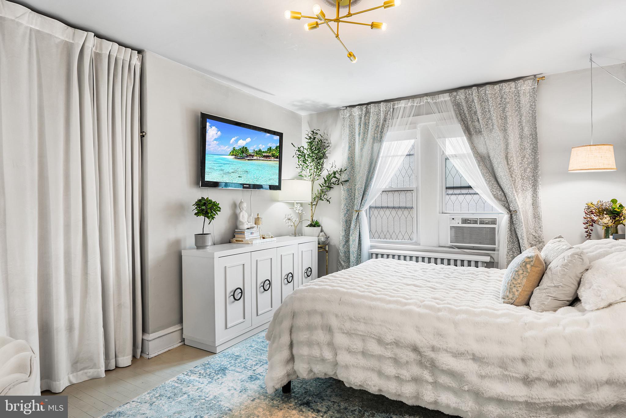 DREXEL MANOR - Residential