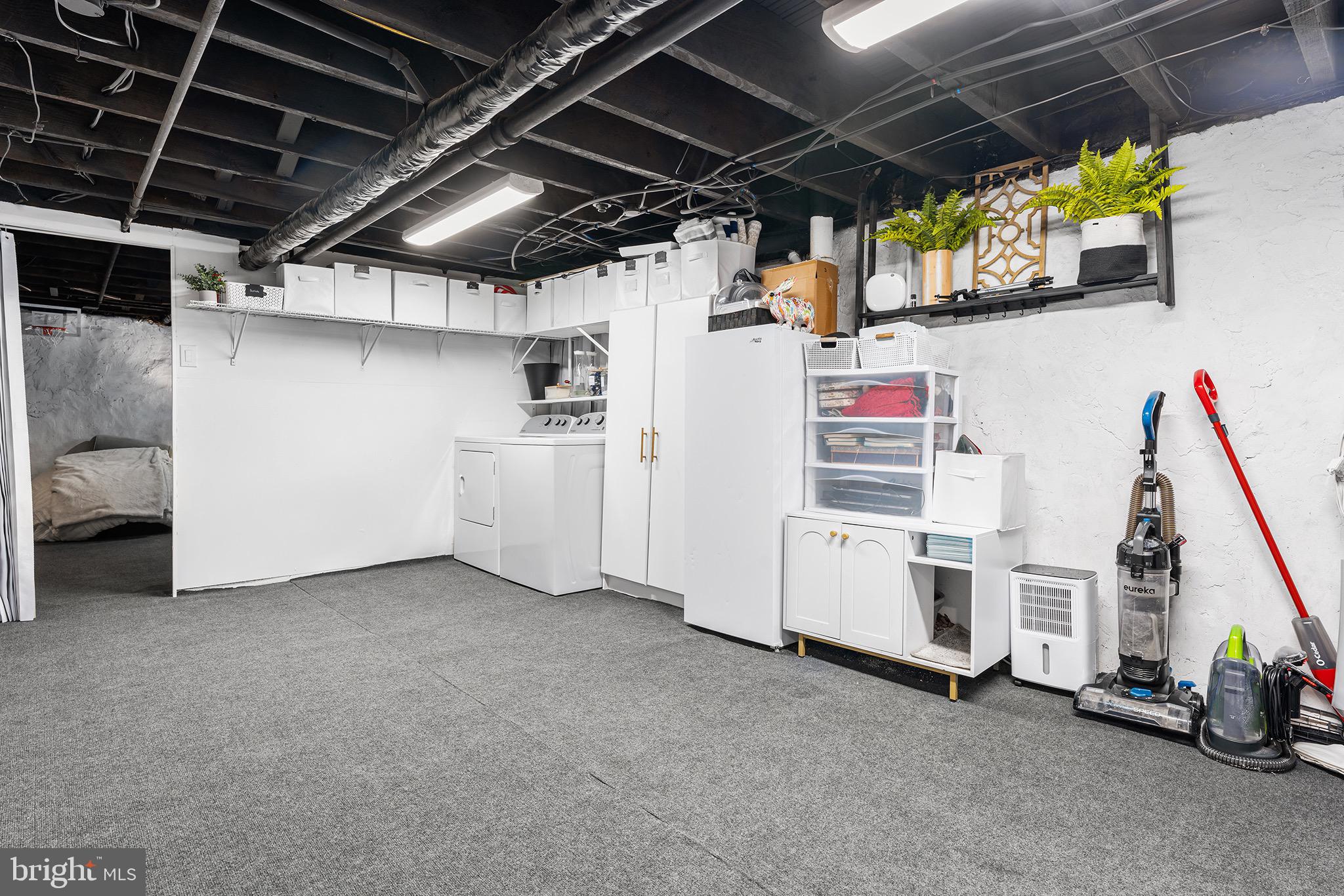 DREXEL MANOR - Residential