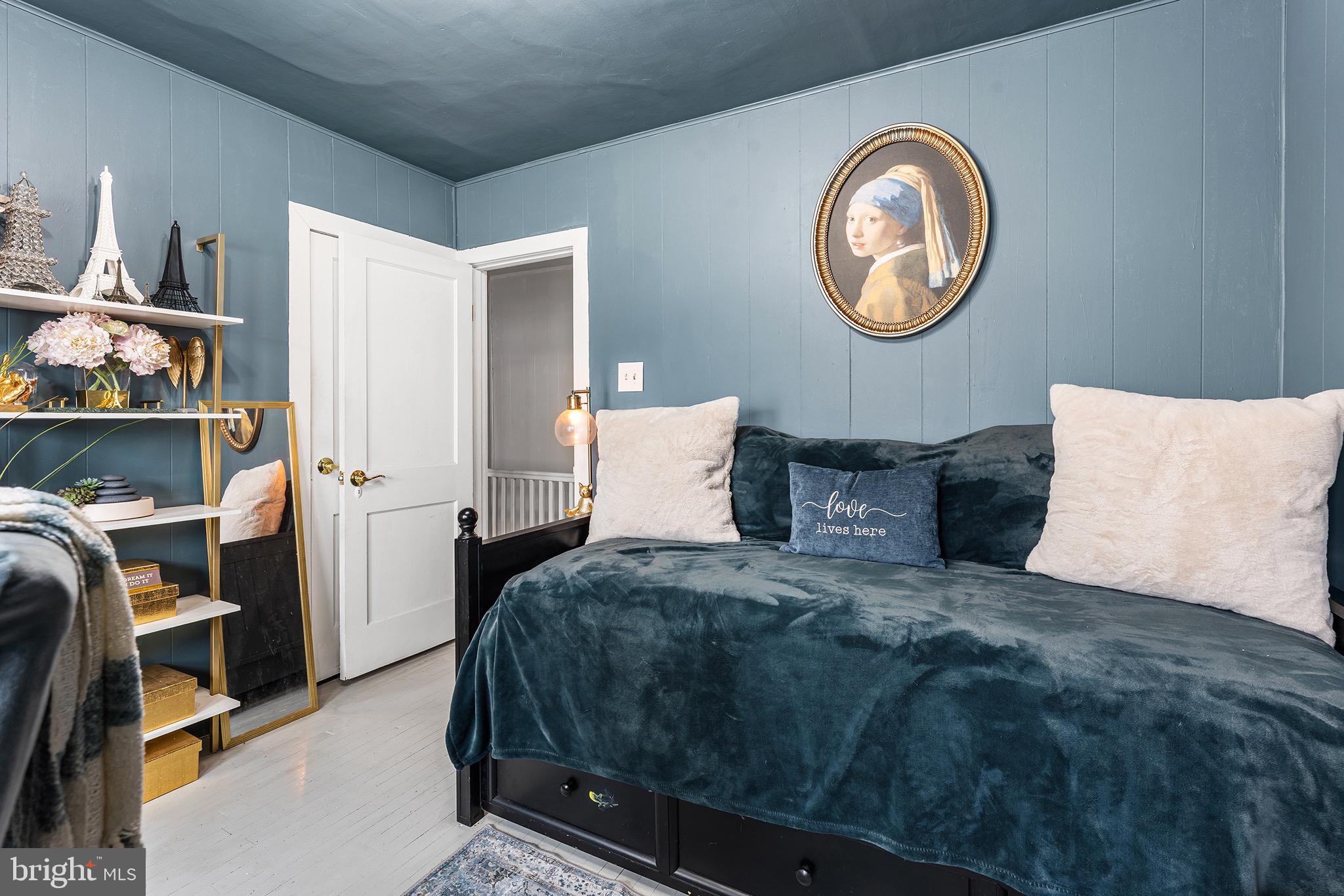 DREXEL MANOR - Residential