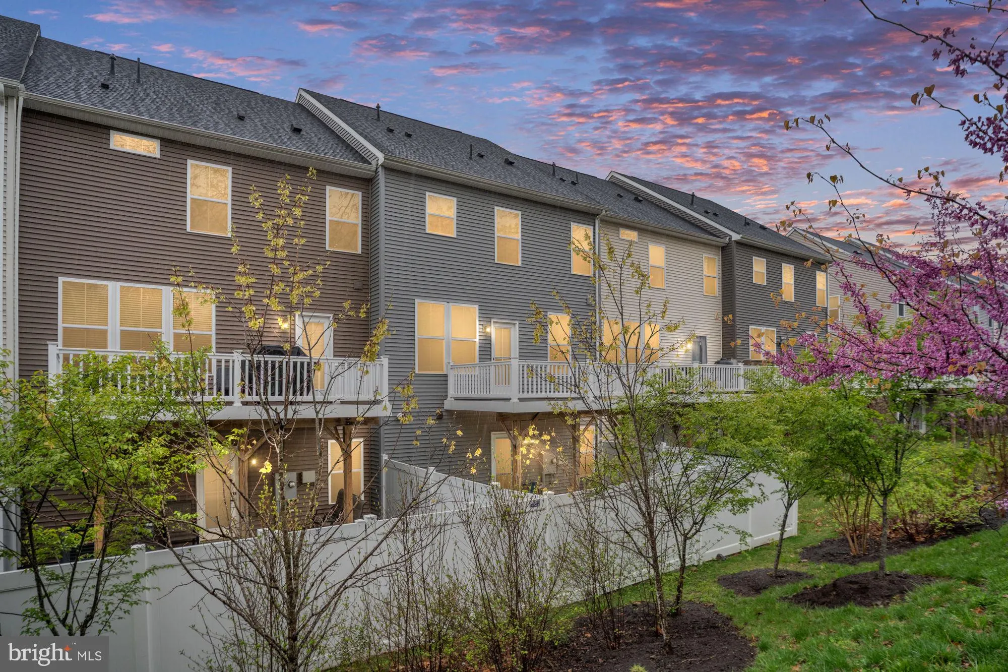 Manassas, Virginia 20109, United States, 4 Bedrooms Bedrooms, ,4 BathroomsBathrooms,Residential,Pending,108528