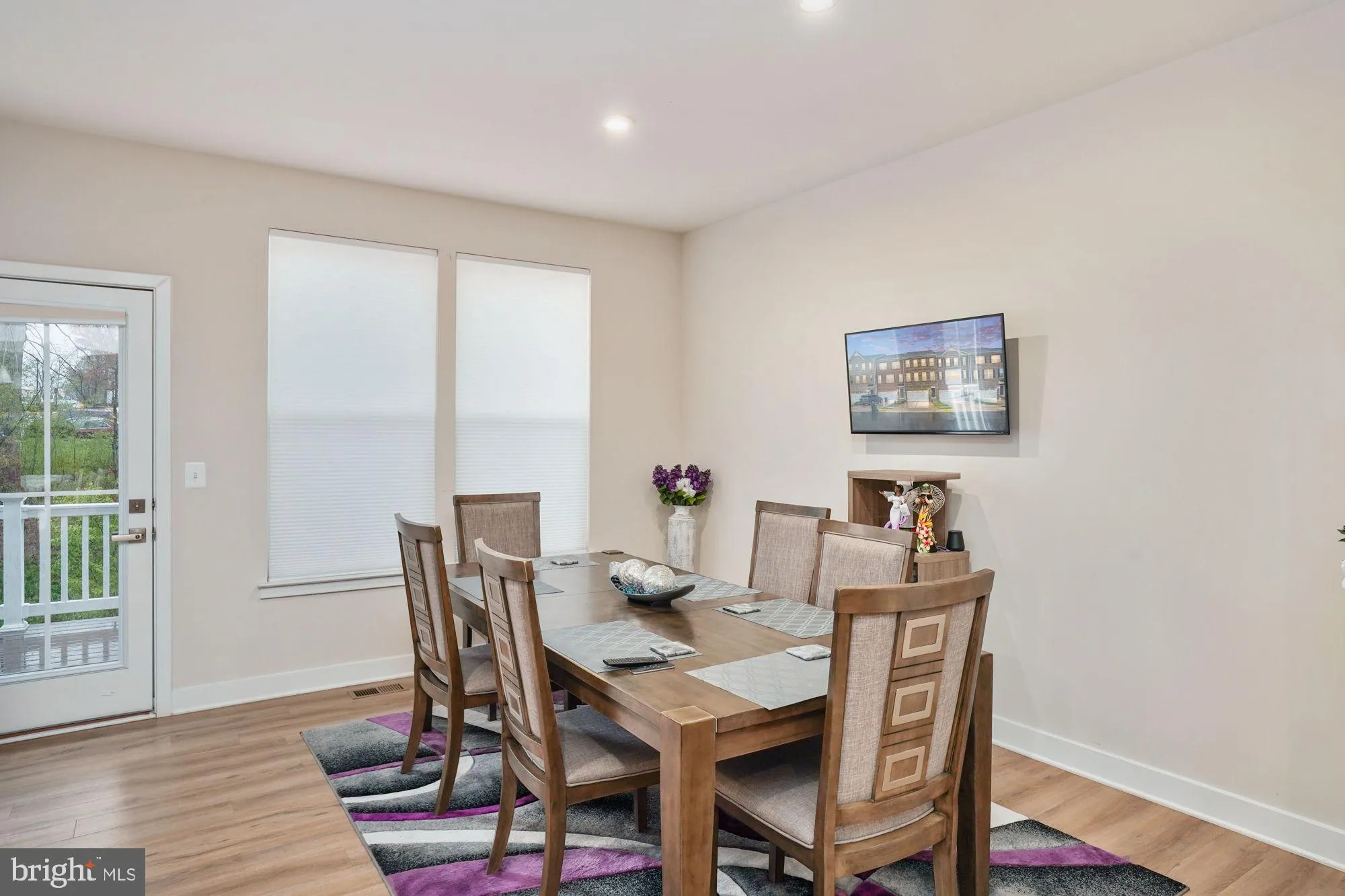 Manassas, Virginia 20109, United States, 4 Bedrooms Bedrooms, ,4 BathroomsBathrooms,Residential,Pending,108528