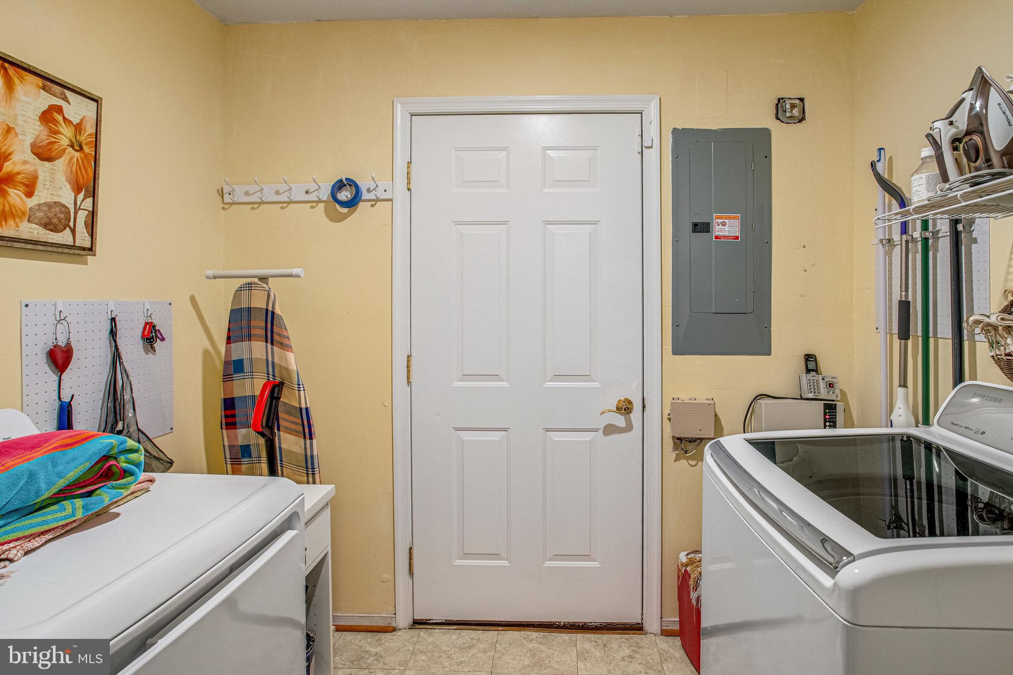 DALE CITY - Residential