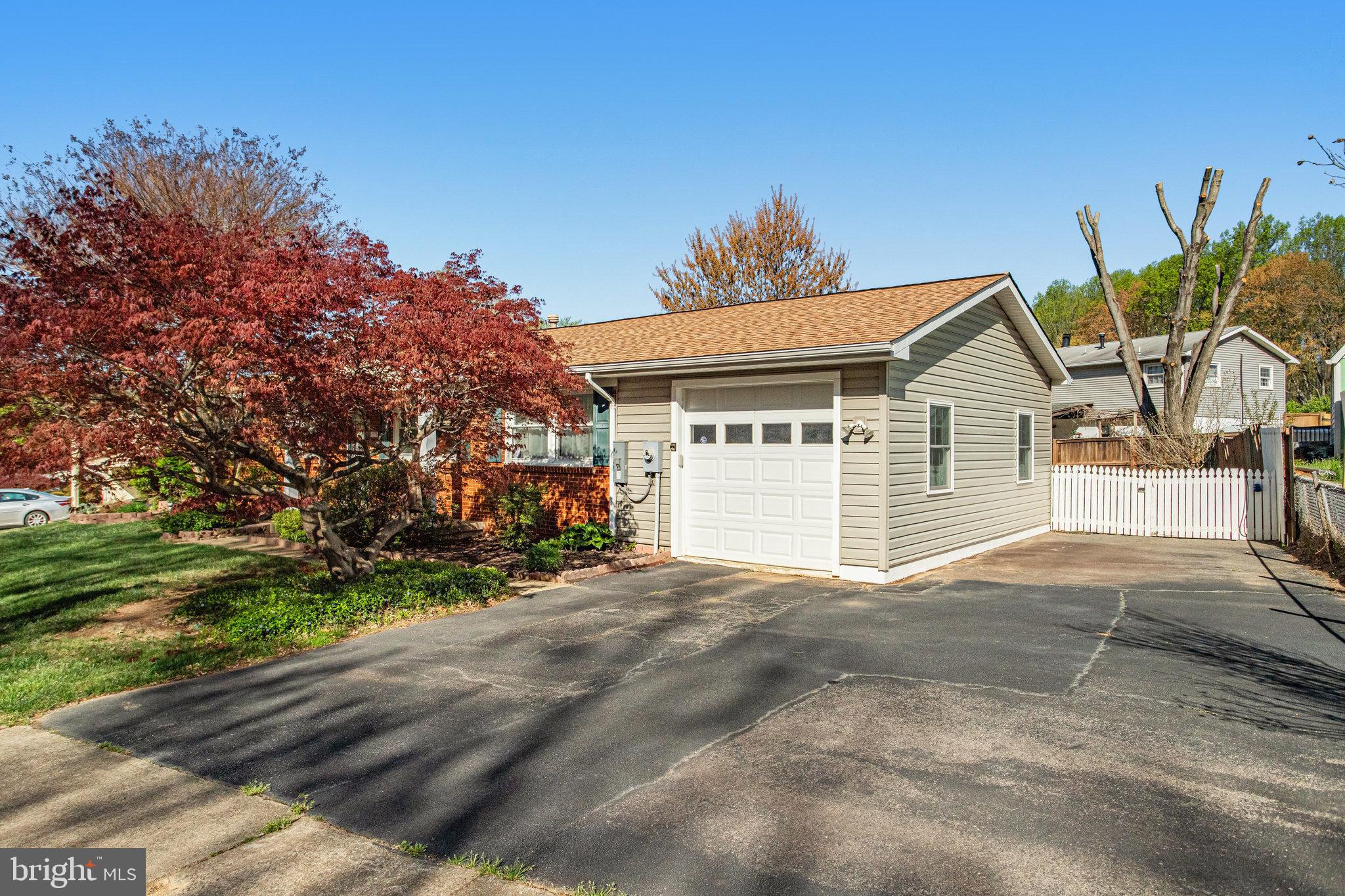 DALE CITY - Residential