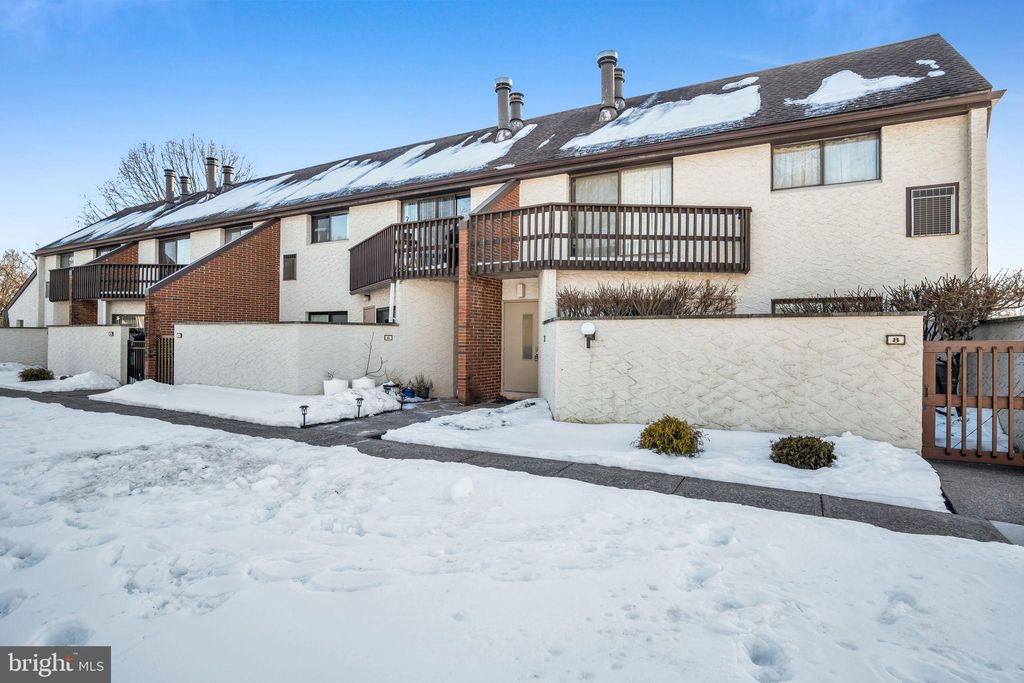 Photo of 1075 Lancaster Blvd #3, MECHANICSBURG, PA 17055 (MLS # PACB2050748)