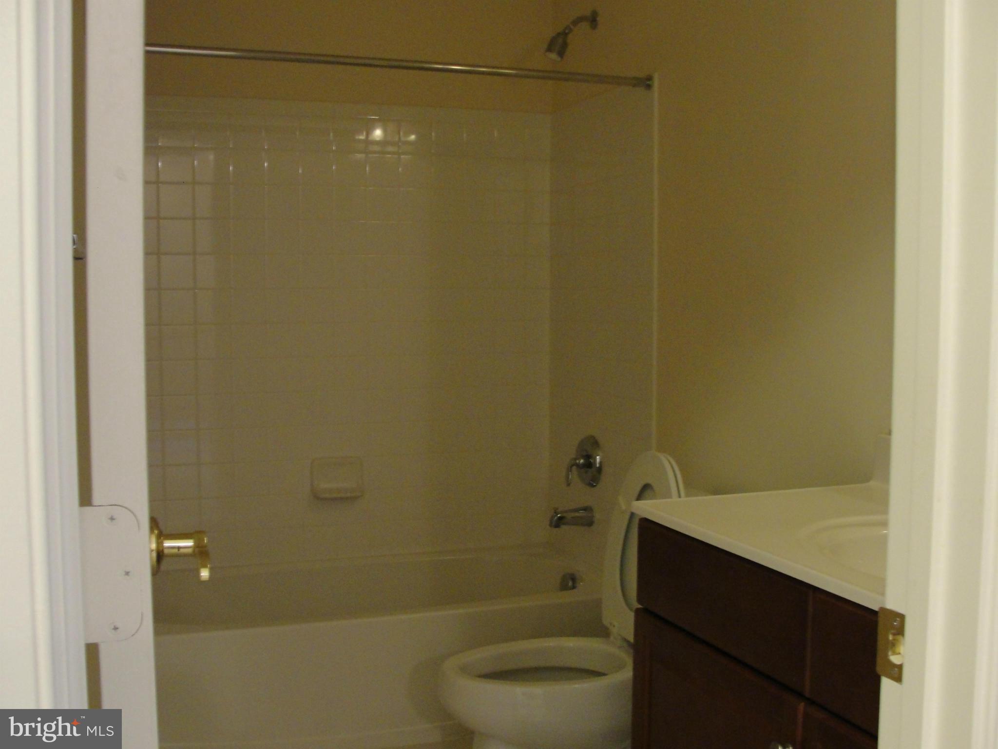 AUTUMN HILLS - Residential Lease