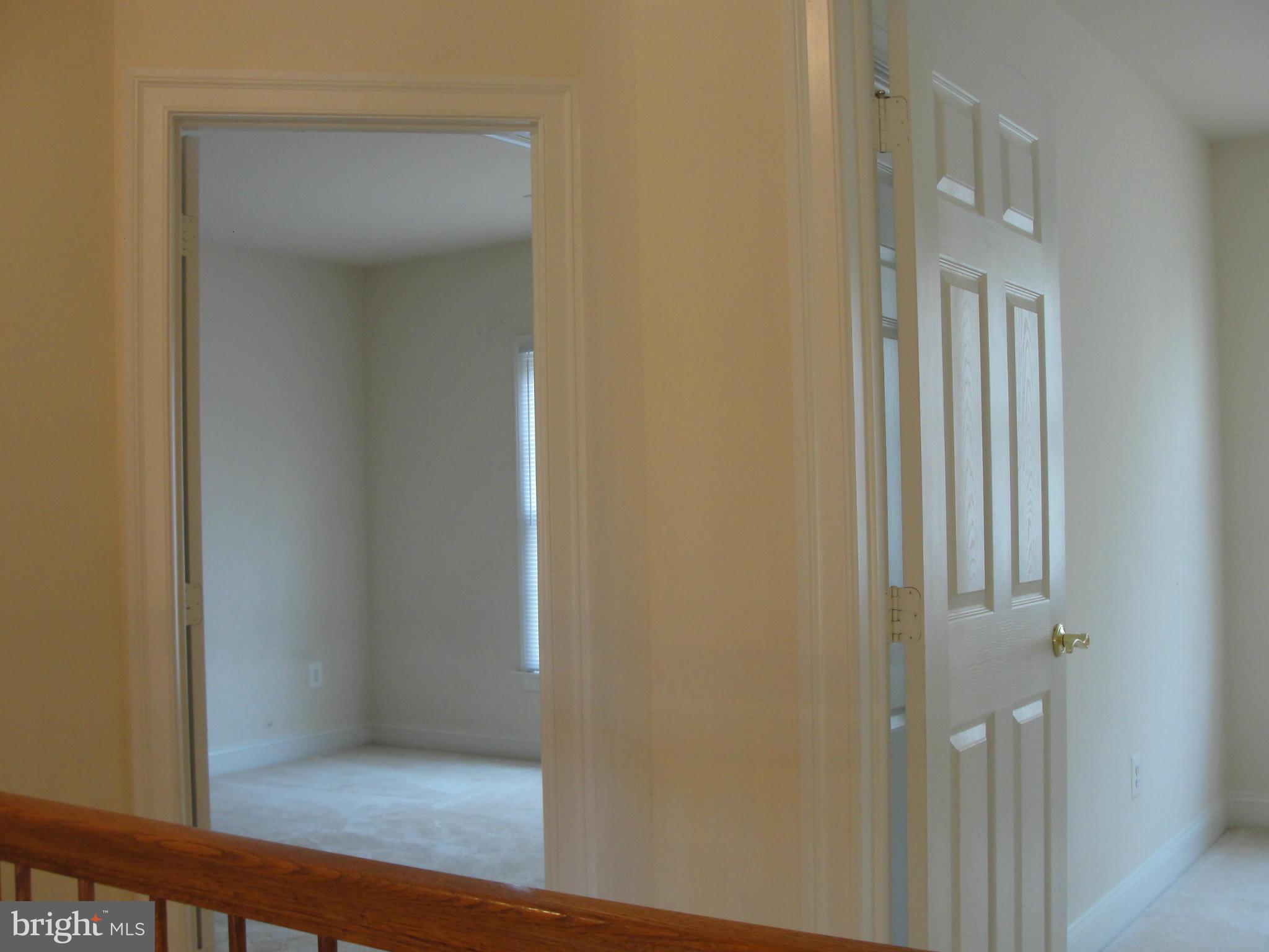 AUTUMN HILLS - Residential Lease