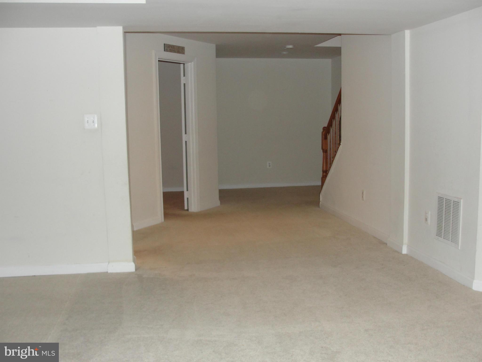 AUTUMN HILLS - Residential Lease