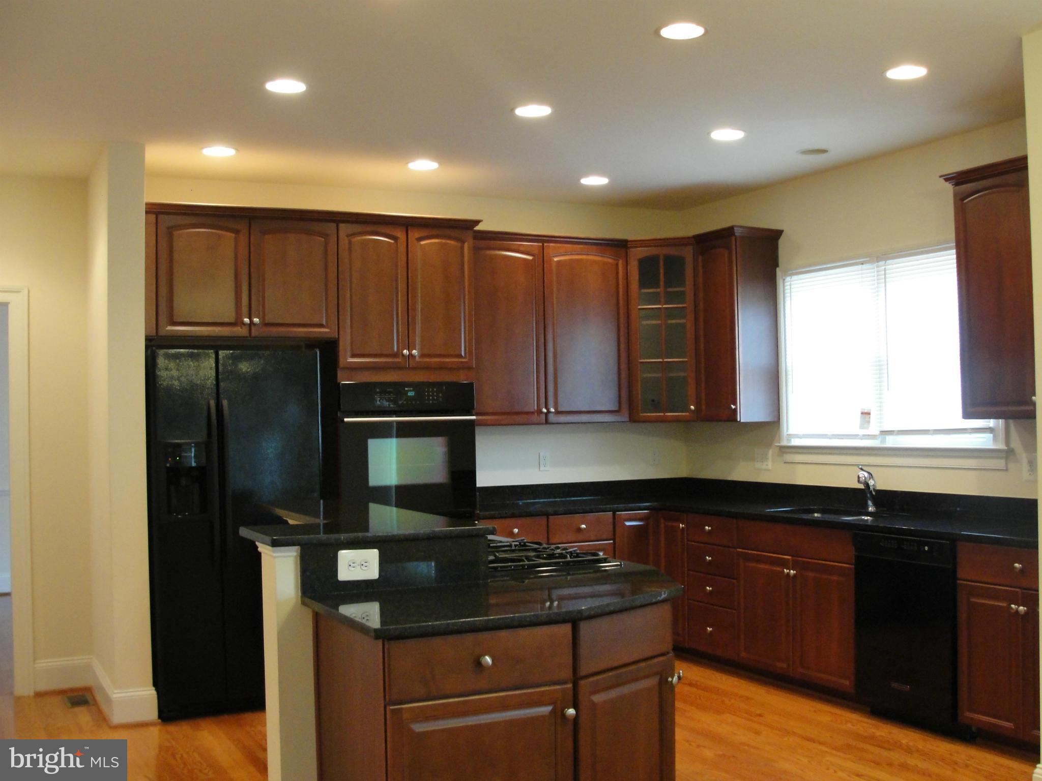 AUTUMN HILLS - Residential Lease