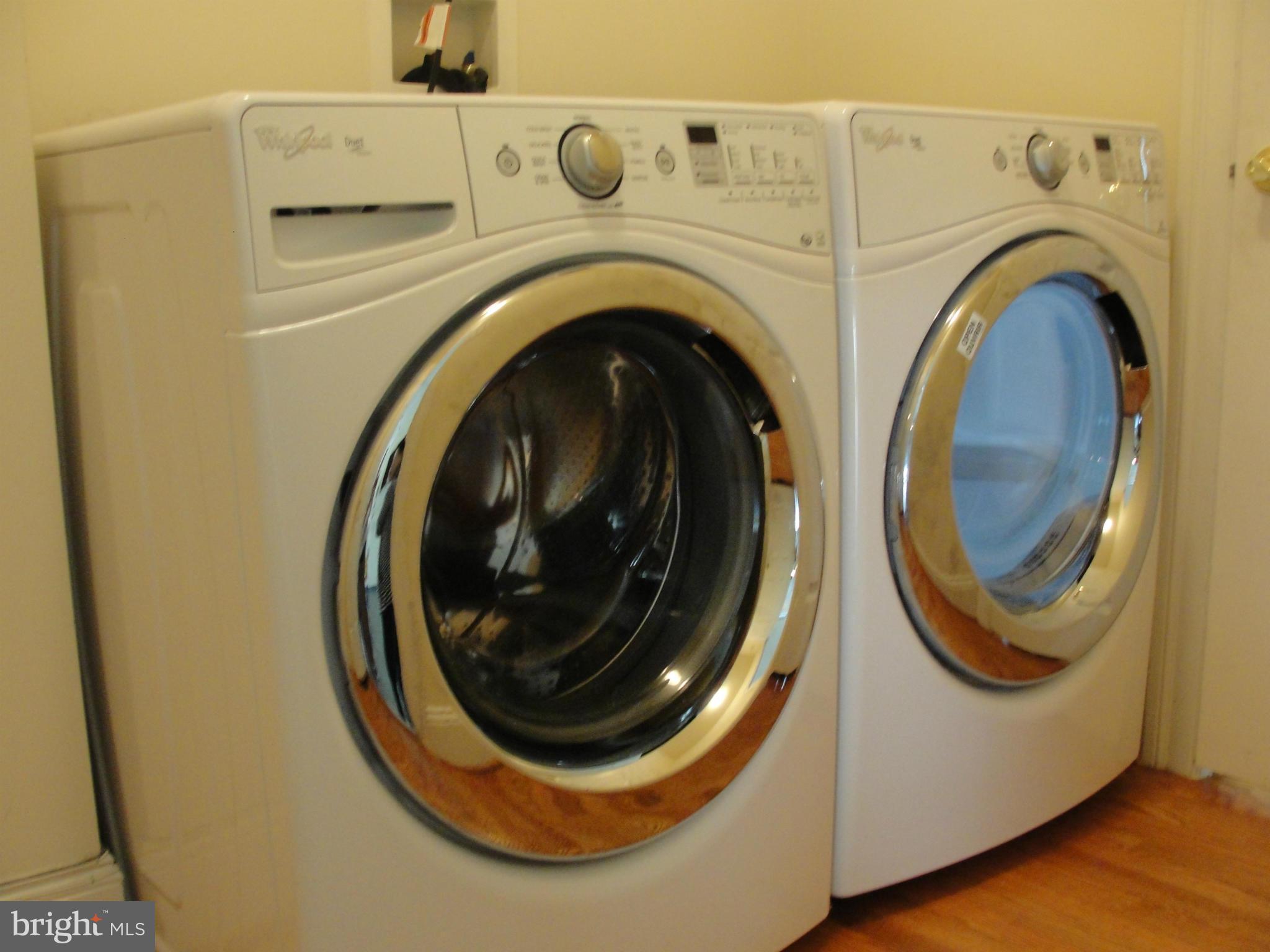 AUTUMN HILLS - Residential Lease