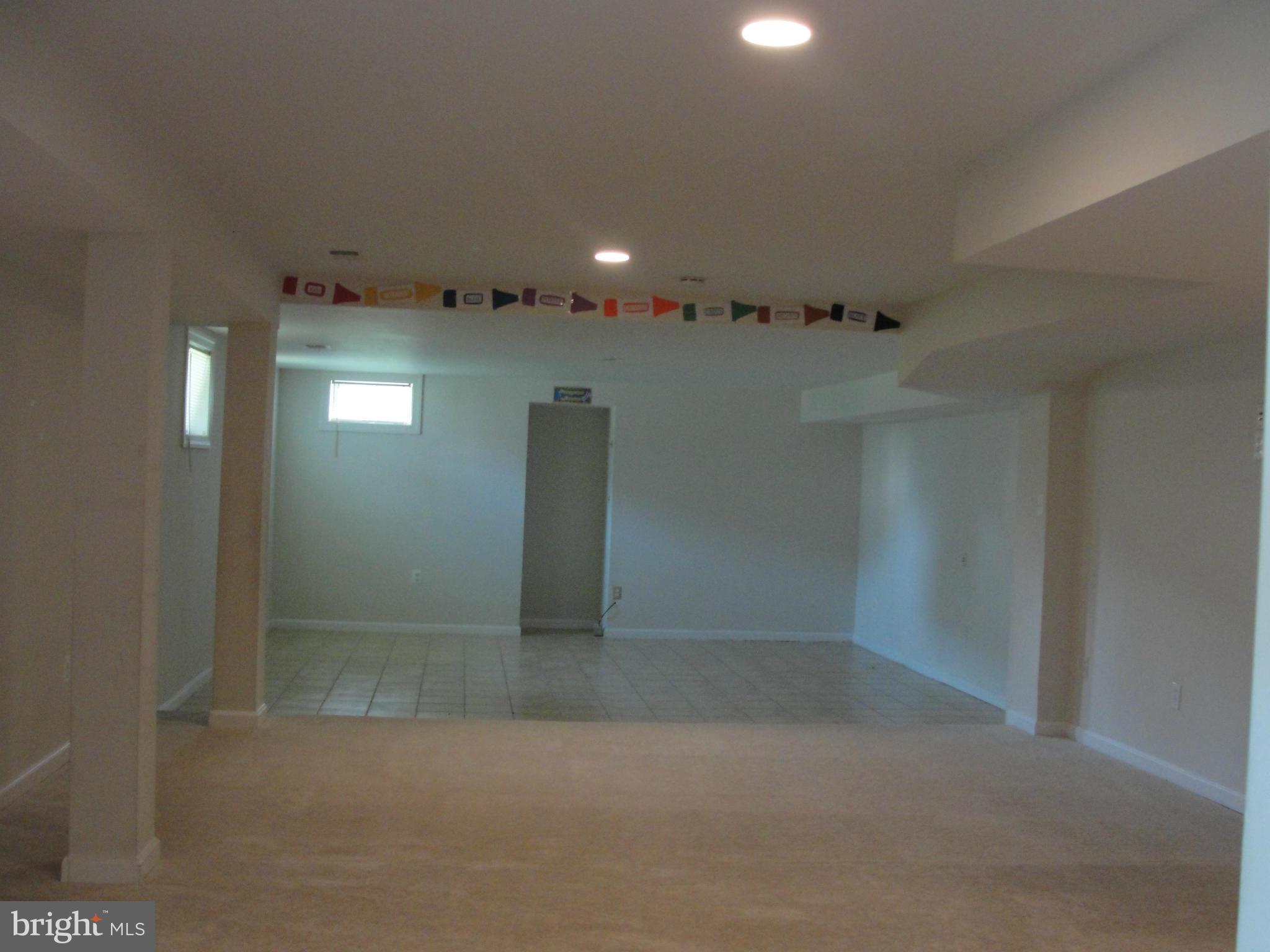 AUTUMN HILLS - Residential Lease