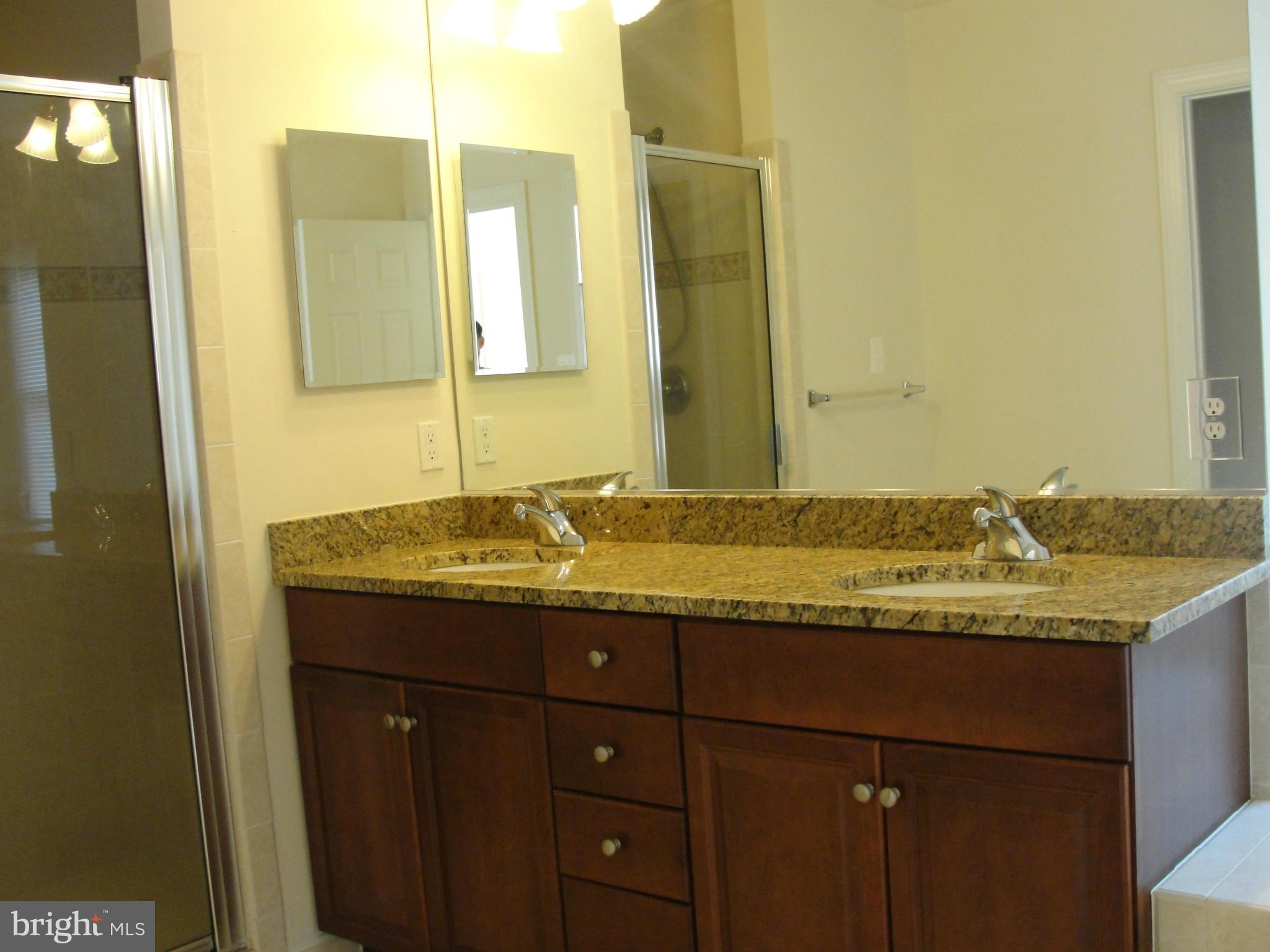 AUTUMN HILLS - Residential Lease