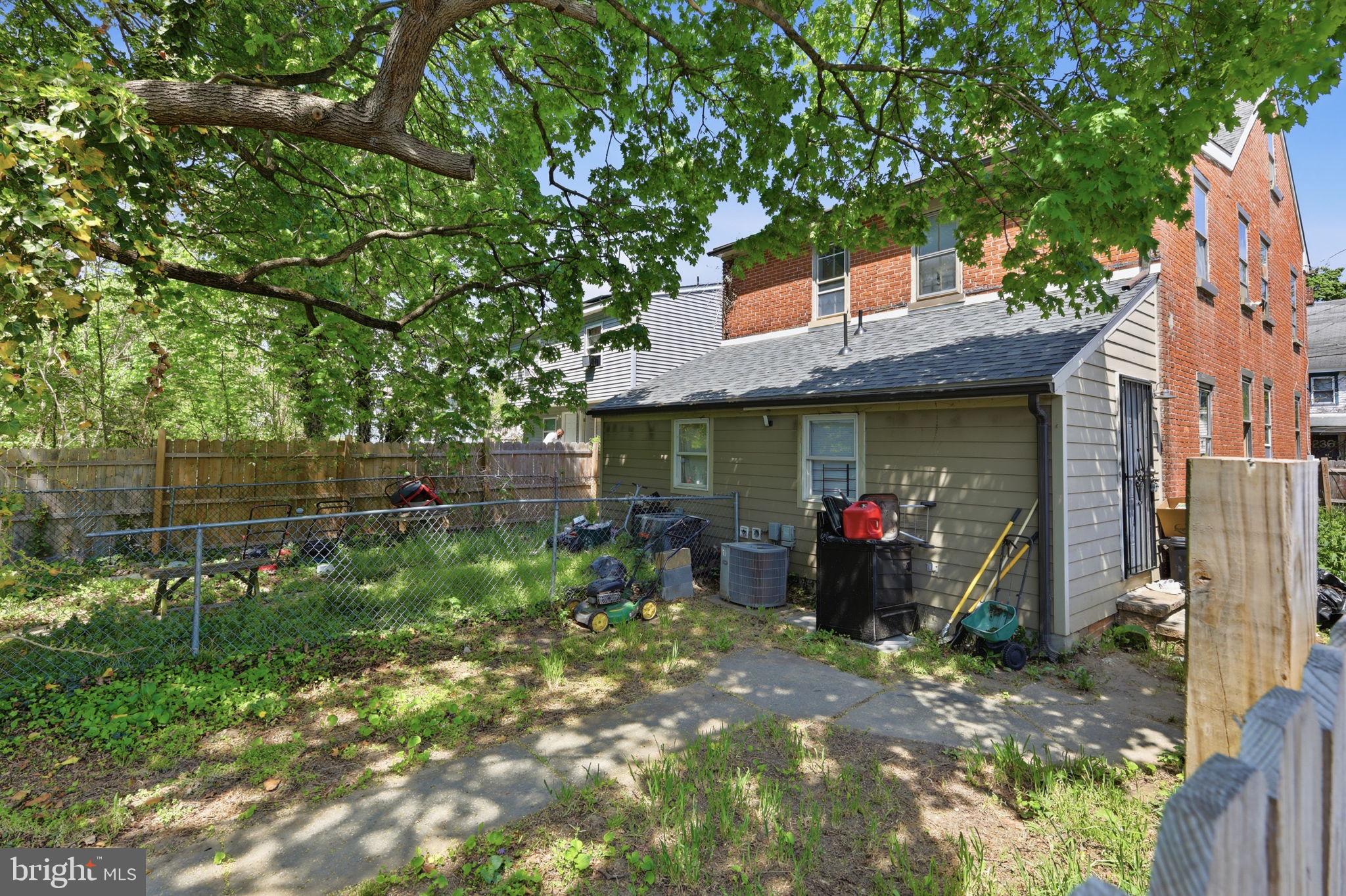 233 SINNICKSON STREET