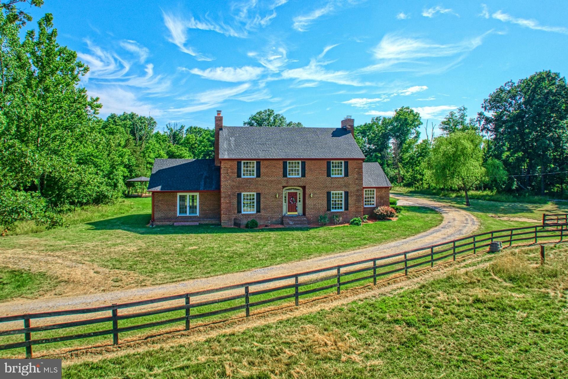 RUSSELL - Residential