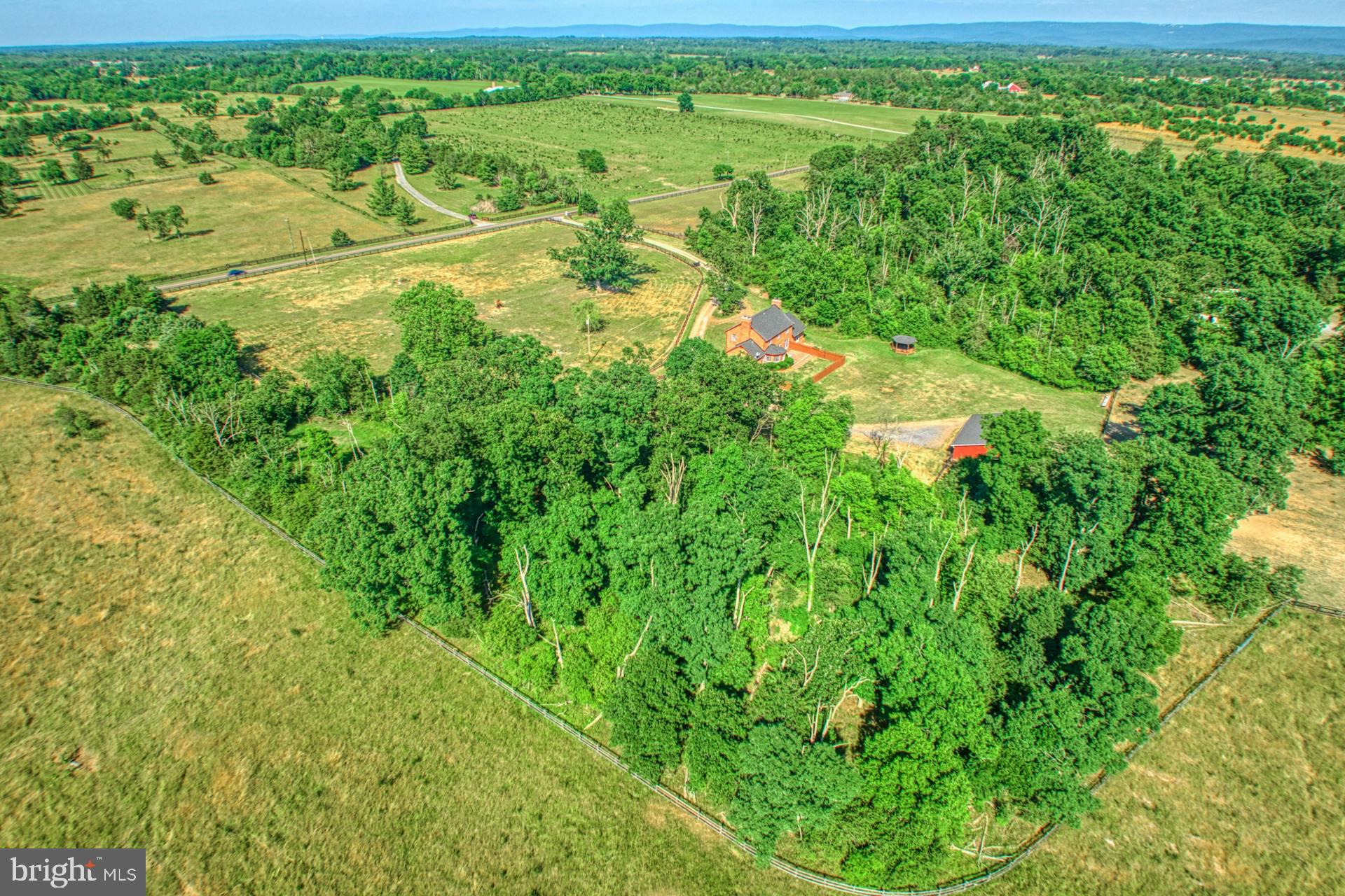 RUSSELL - Residential