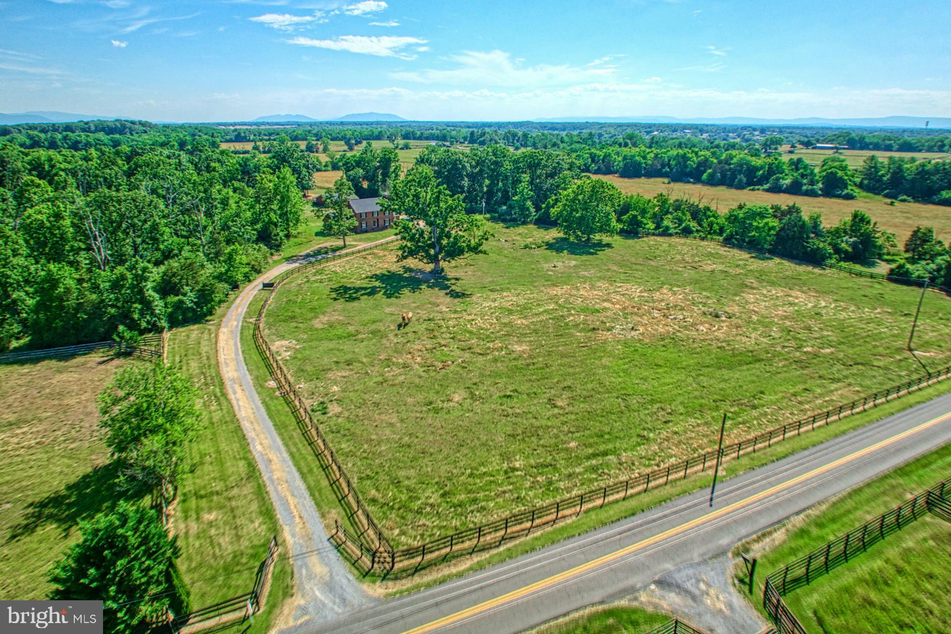 RUSSELL - Residential