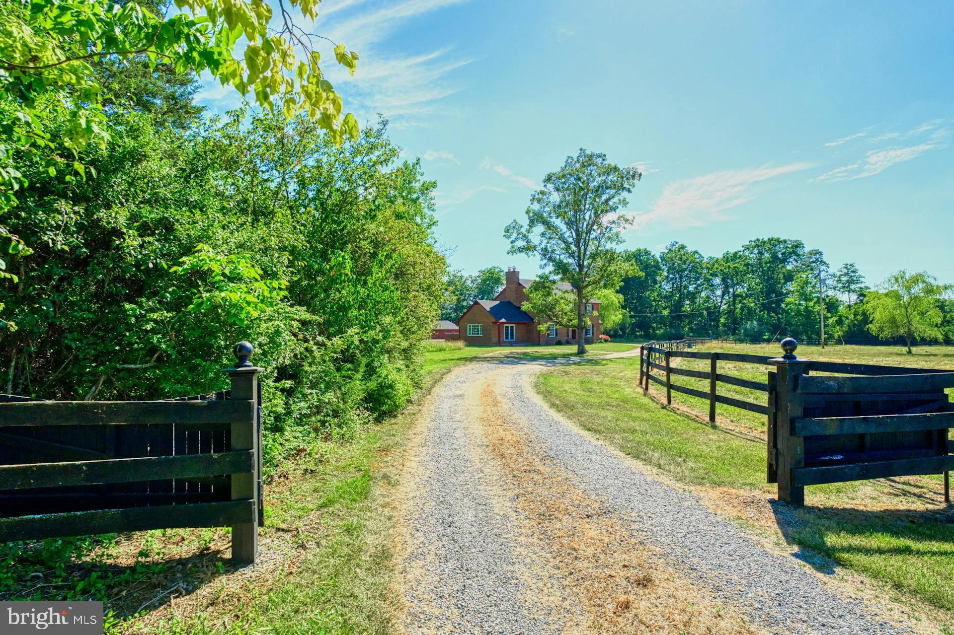 RUSSELL - Residential