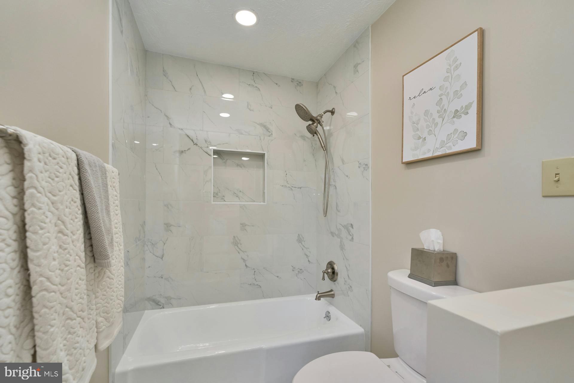 RUSSELL - Residential